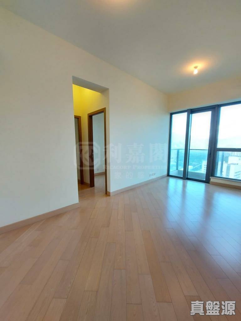 GRAND YOHO PHASE 1 - Tower 10 High Floor Zone Flat A Yuen Long