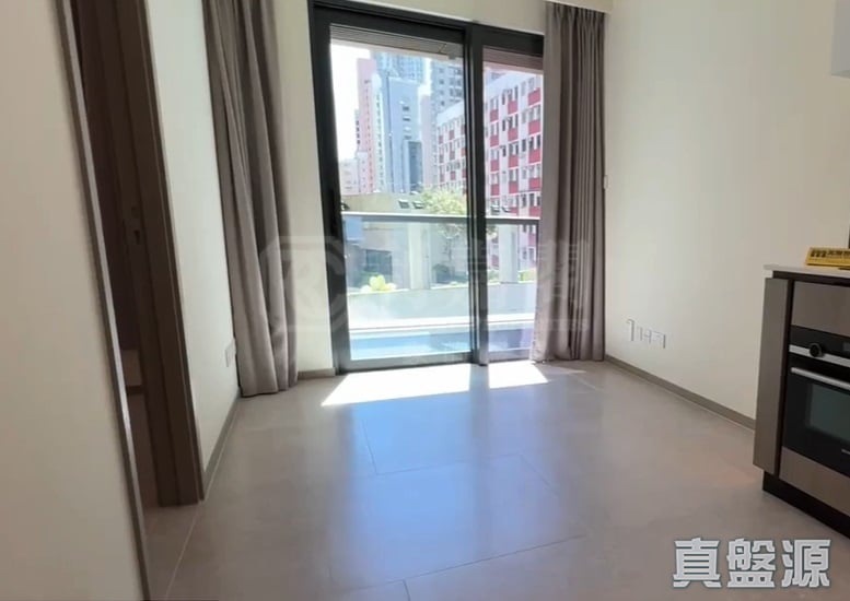 KENNEDY 38 Low Floor Zone Flat B Central/Sheung Wan/Western District