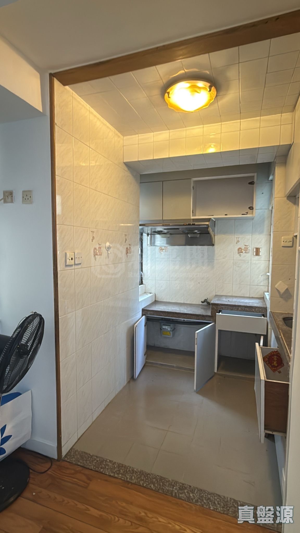 伟晴阁 高层 A2室 九龙站/尖沙咀/佐敦