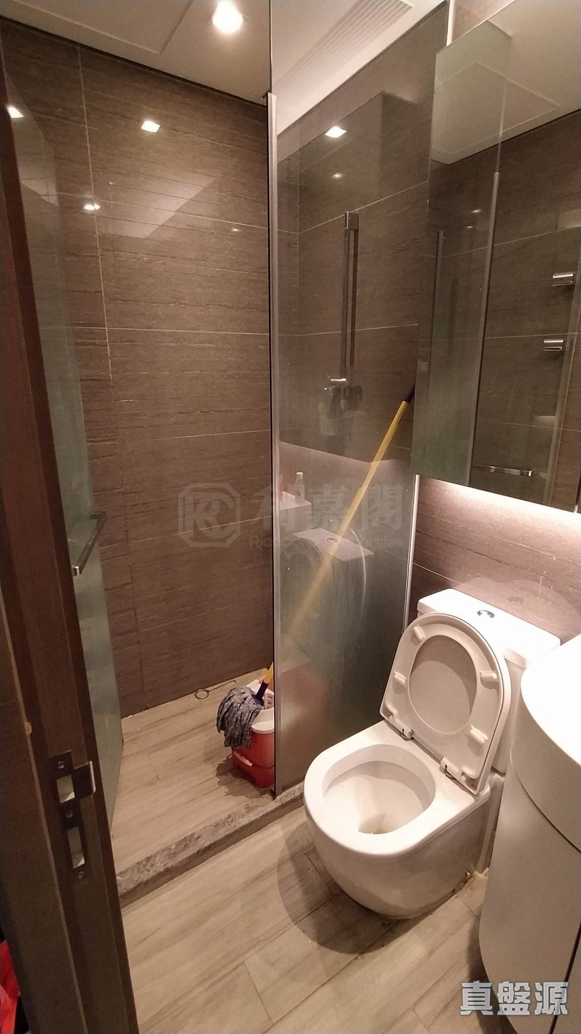 HARBOUR PARK High Floor Zone Flat A West Kowloon