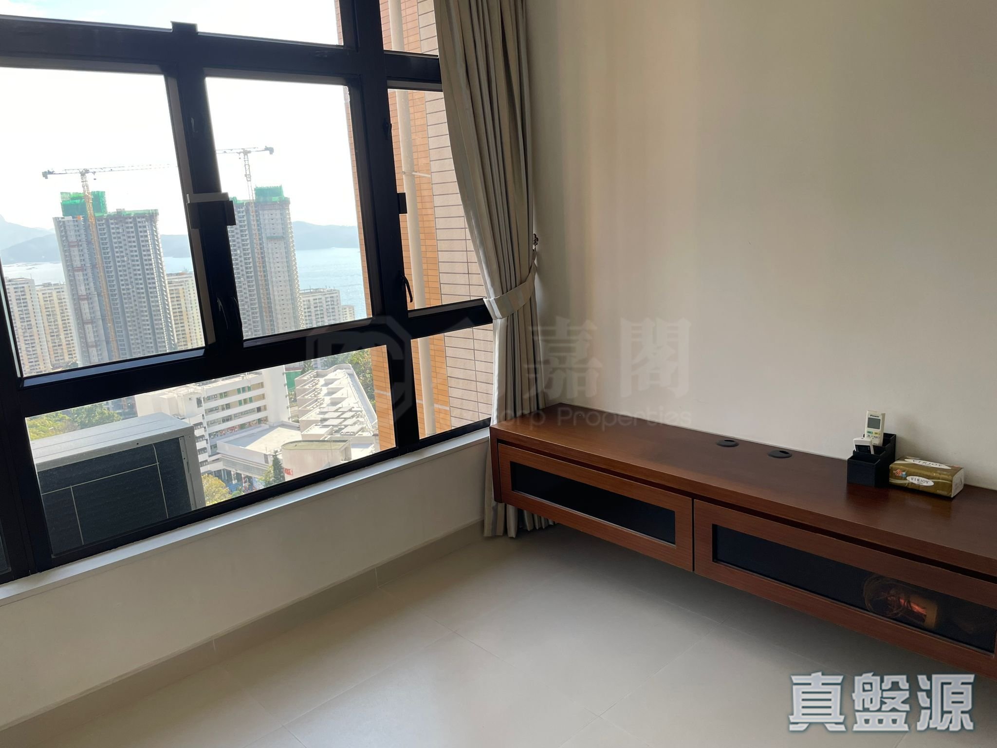 CHI FU FA YUEN FU KAR YUEN (BLOCK H-15) Medium Floor Zone Flat G Pok Fu Lam