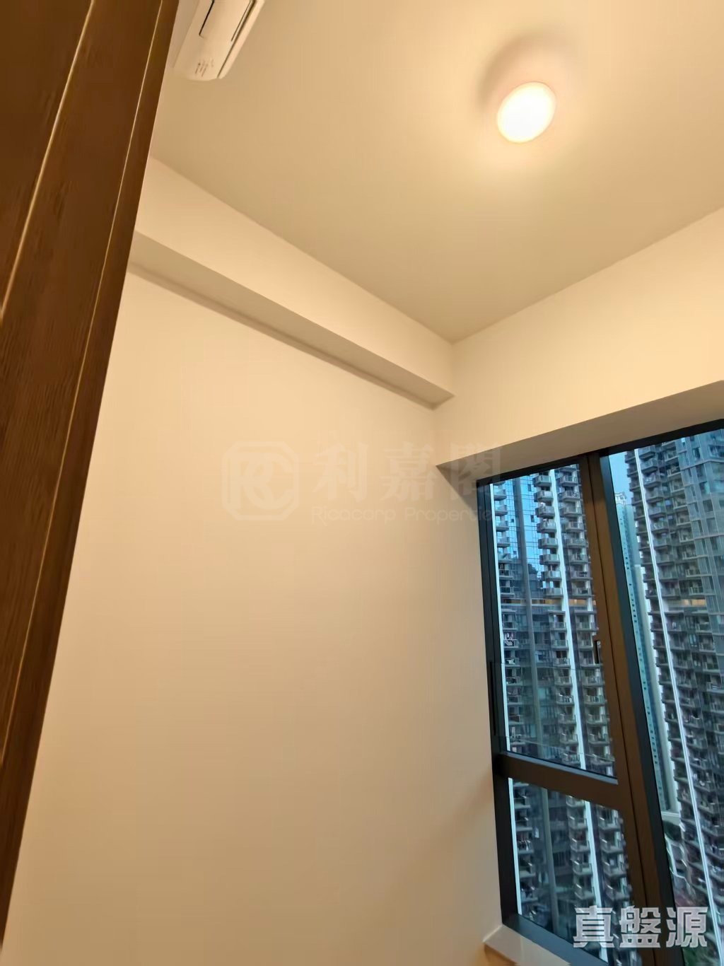 LOHAS PARK PHASE 12B PARK SEASONS - Tower 2 (2a) High Floor Zone Flat D Tseung Kwan O