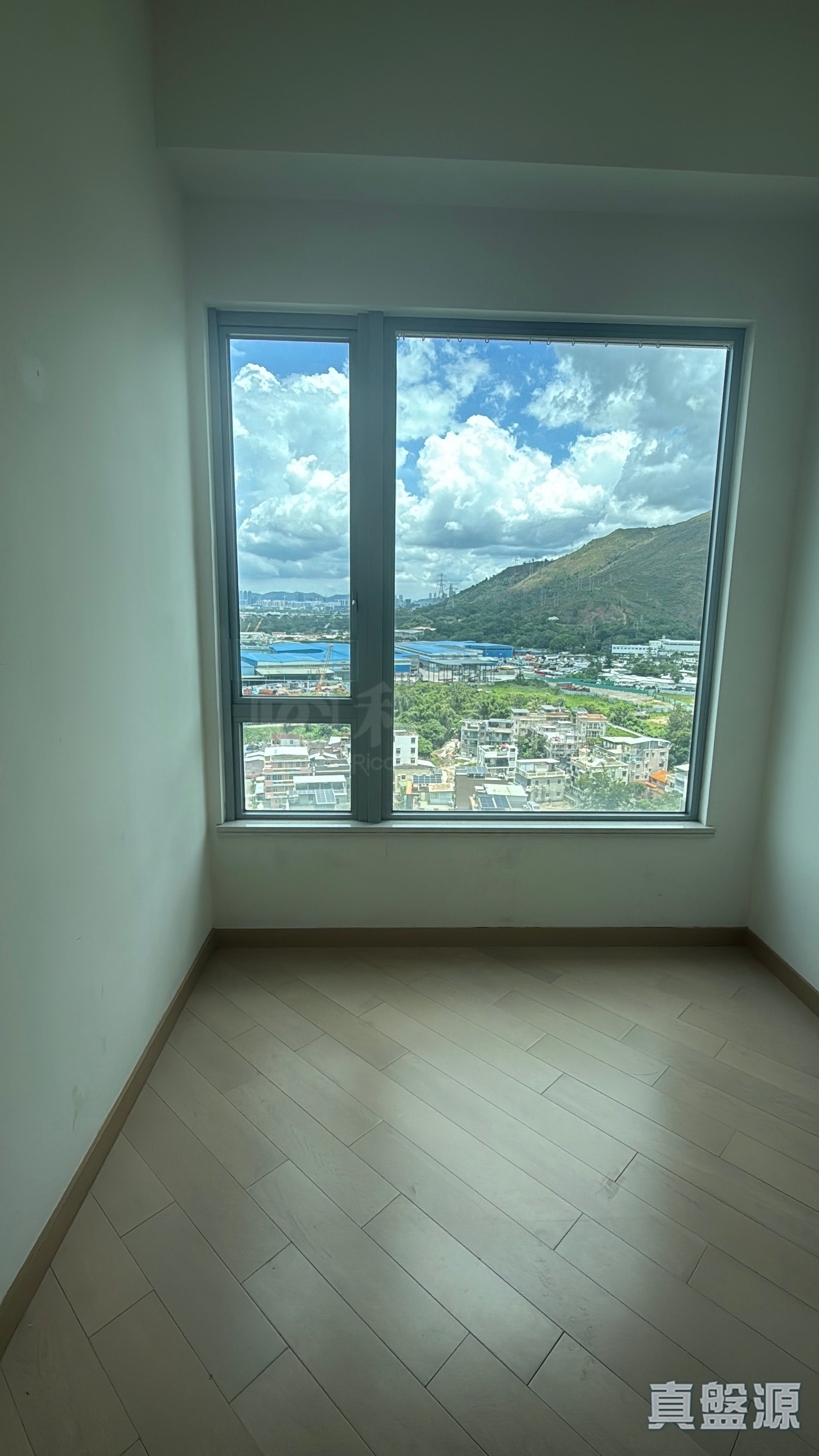 峻巒 2C期 PARK YOHO MILANO 32A座 極高層 D室 元朗