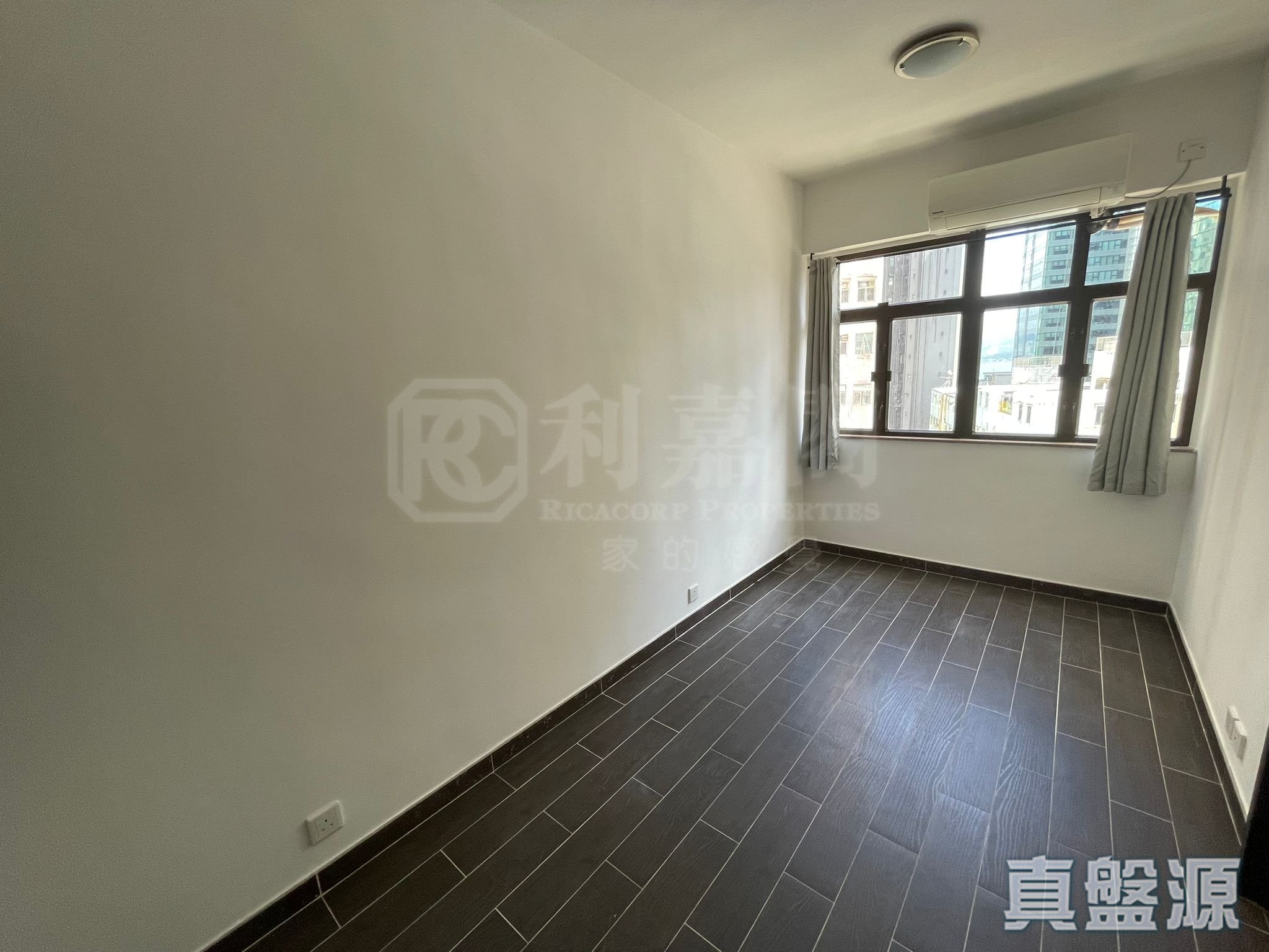 冠華大廈 高層 D室 中上環/西區