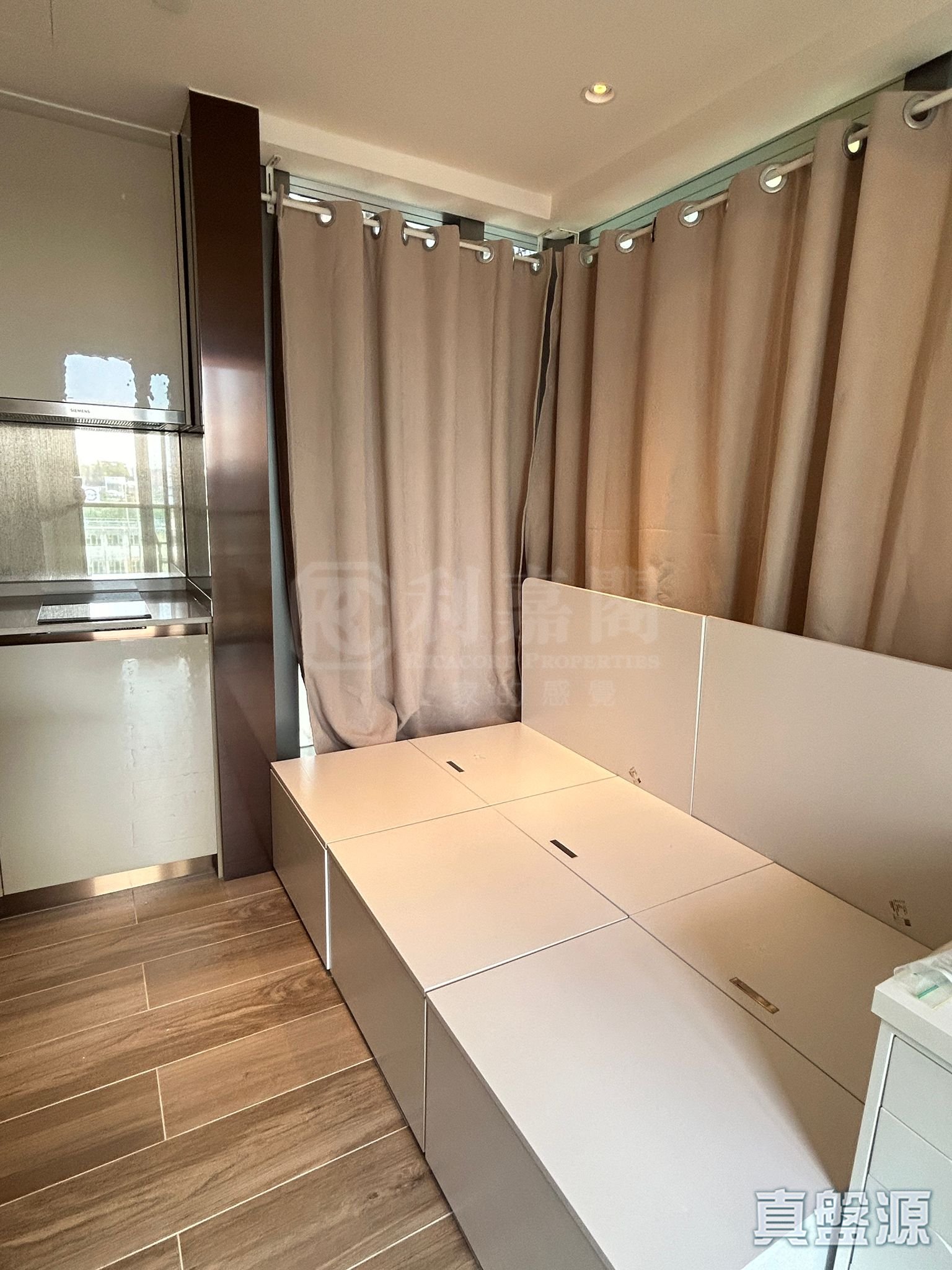 THE VIM Low Floor Zone Flat A West Kowloon