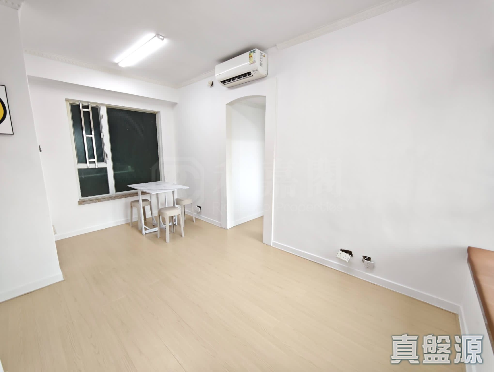 PARKLAND VILLAS BLOCK 5 High Floor Zone Flat B Tuen Mun
