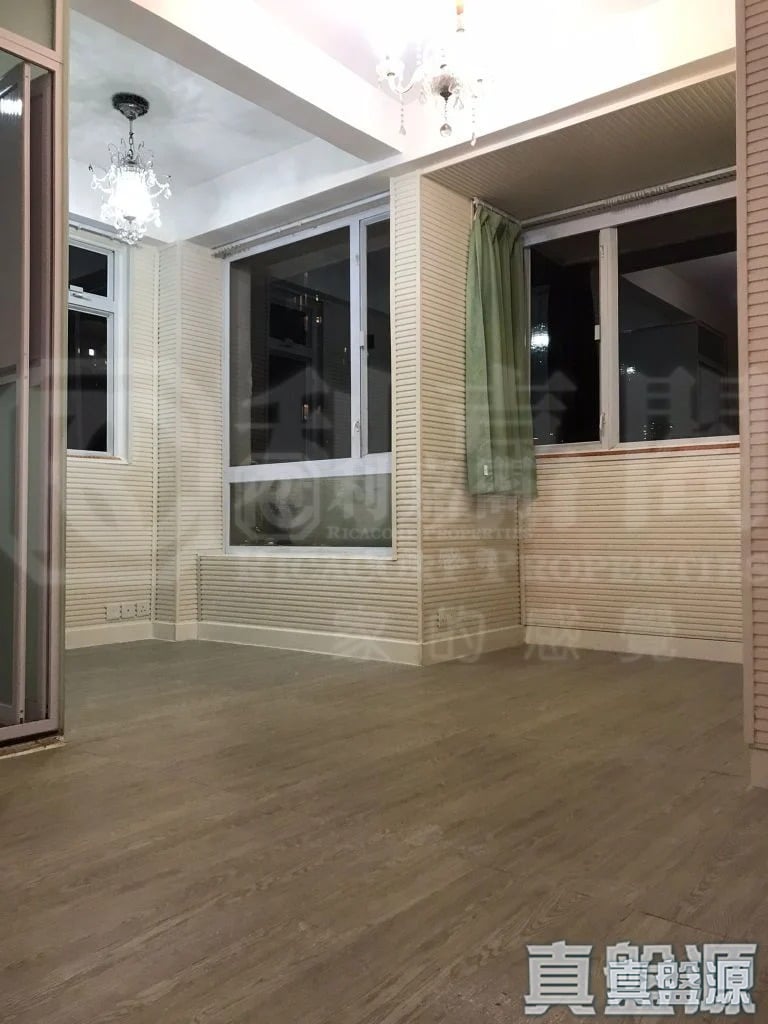 CHI FUNG COURT West Kowloon