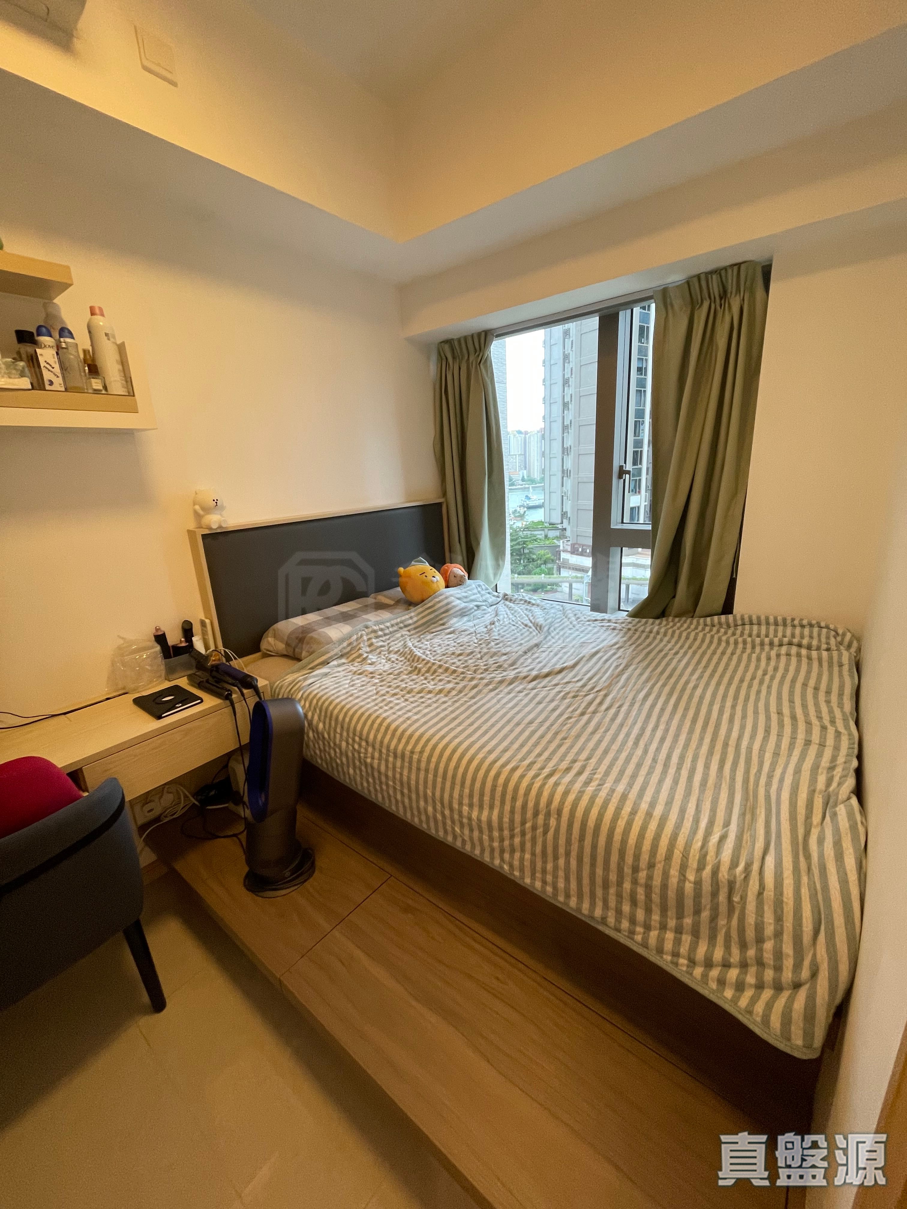 OCEAN PRIDE PHASE 3 - Tower 9 Low Floor Zone Flat C Tsuen Wan