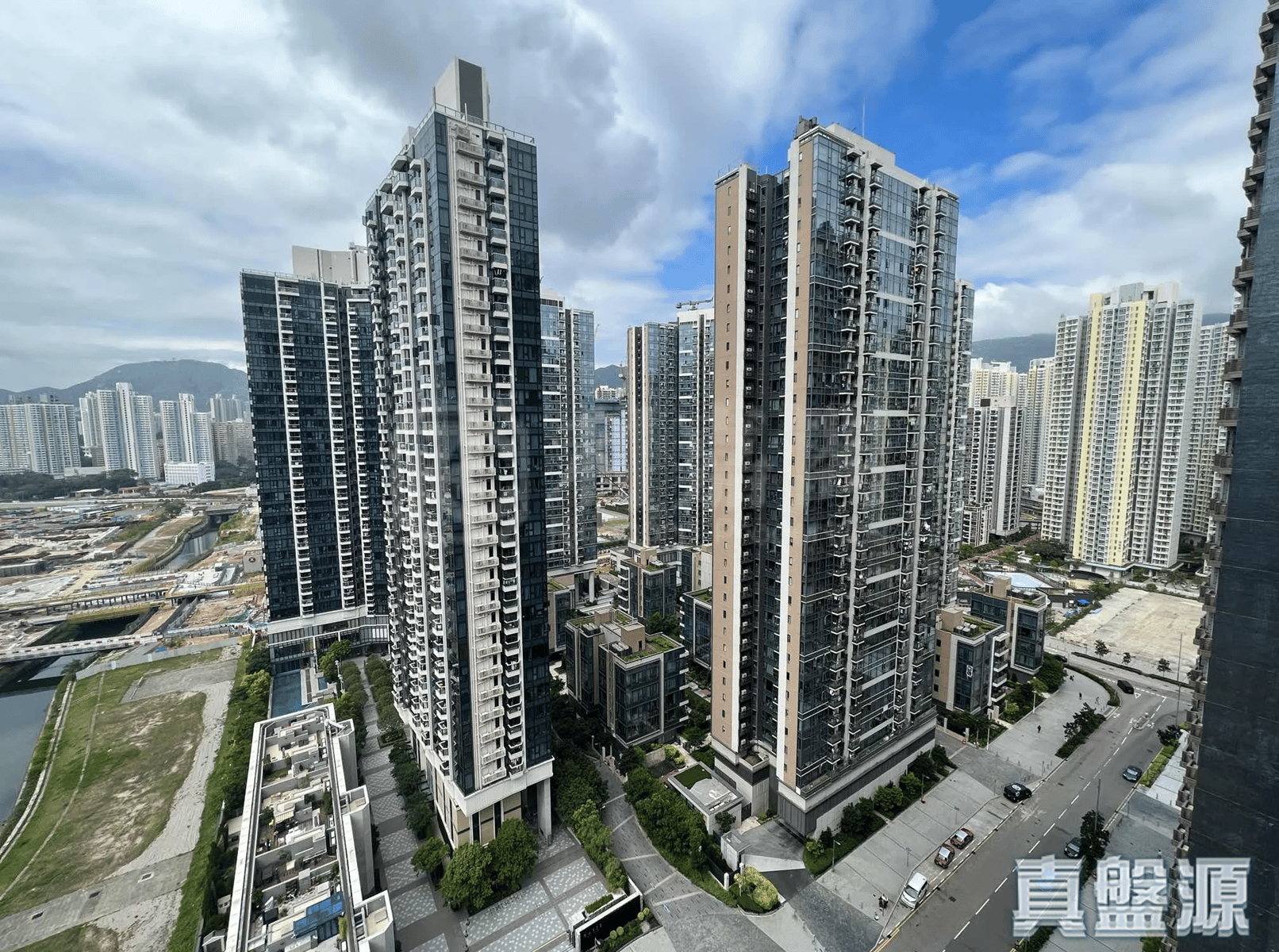 VIBE CENTRO TOWER 1A High Floor Zone Flat C To Kwa Wan/Kowloon City/Kai Tak/San Po Kong