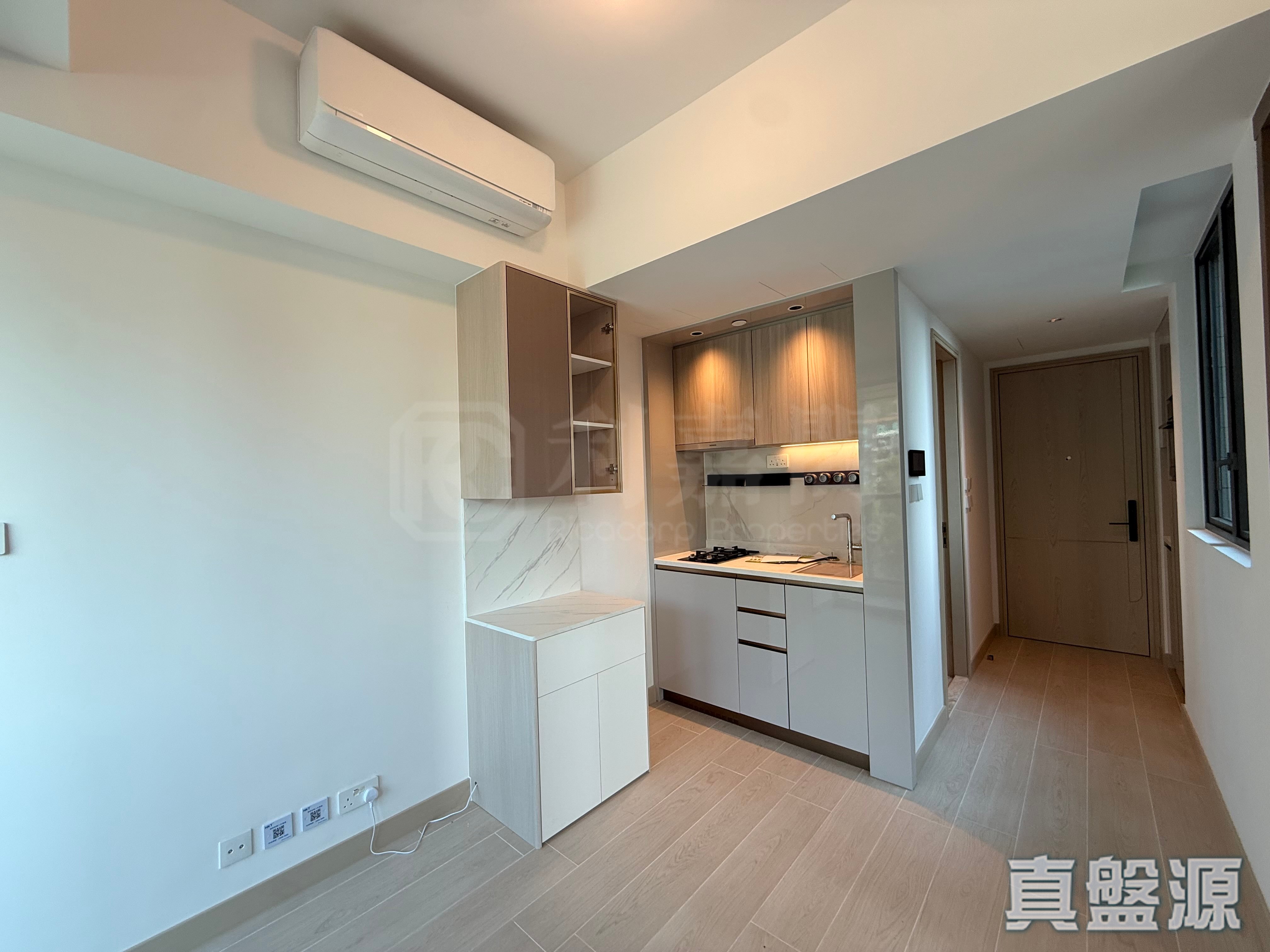 GOLD COAST BAY PHASE 2 THE RESERVE - Tower 2 High Floor Zone Flat G Sham Tseng/Castle Peak Road