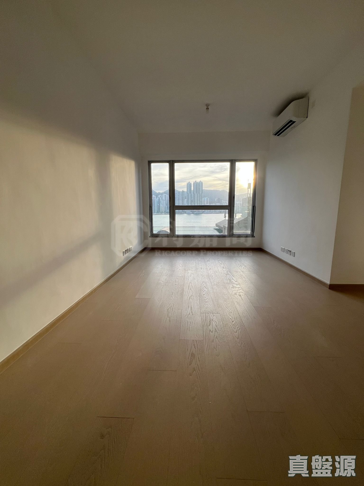 THE COAST LINE PHASE 2 THE COAST LINE II - Tower 2a Kwun Tong/Lam Tin/Yau Tong