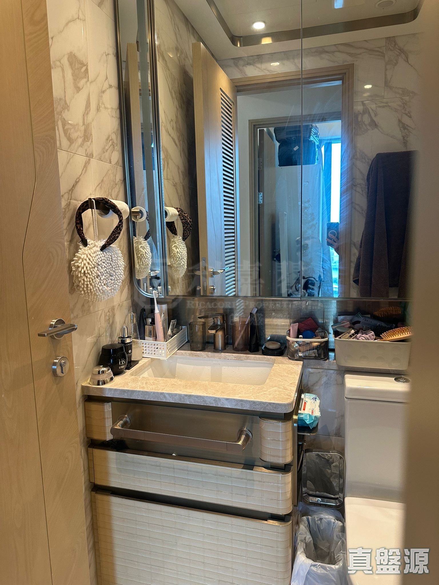 GRAND VICTORIA PHASE 2 - Tower 3 (3b) High Floor Zone Flat C Olympic Station/Nam Cheong