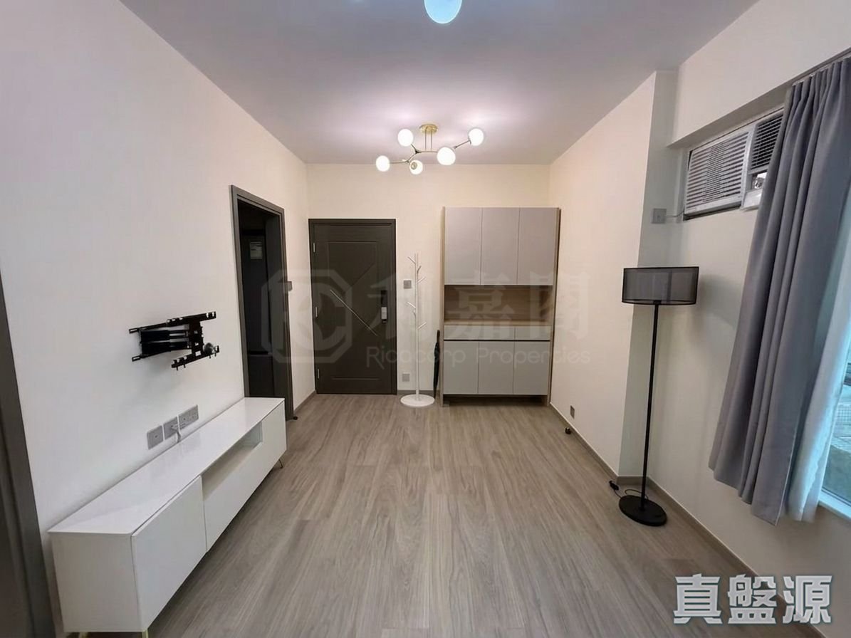 TSING YI GARDEN BLOCK 5 Medium Floor Zone Flat B Tsing Yi
