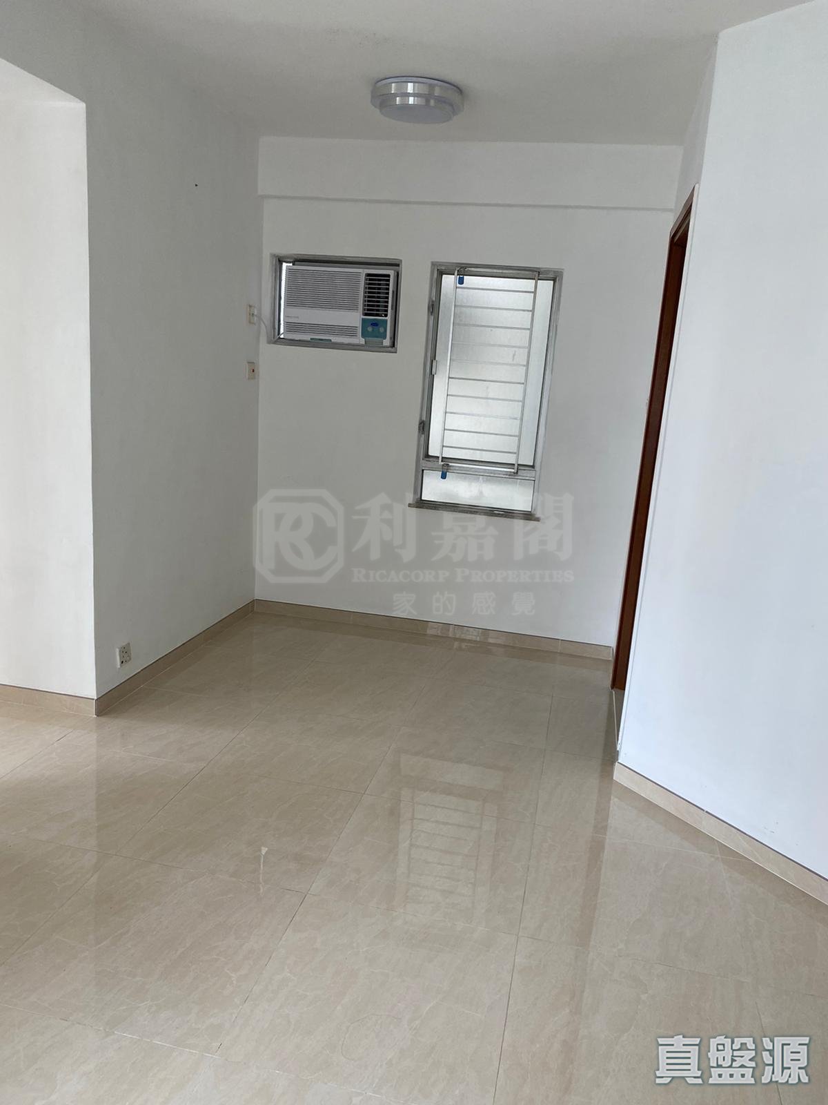 嘉湖山莊 3期 翠湖居 2座 中層 天水圍