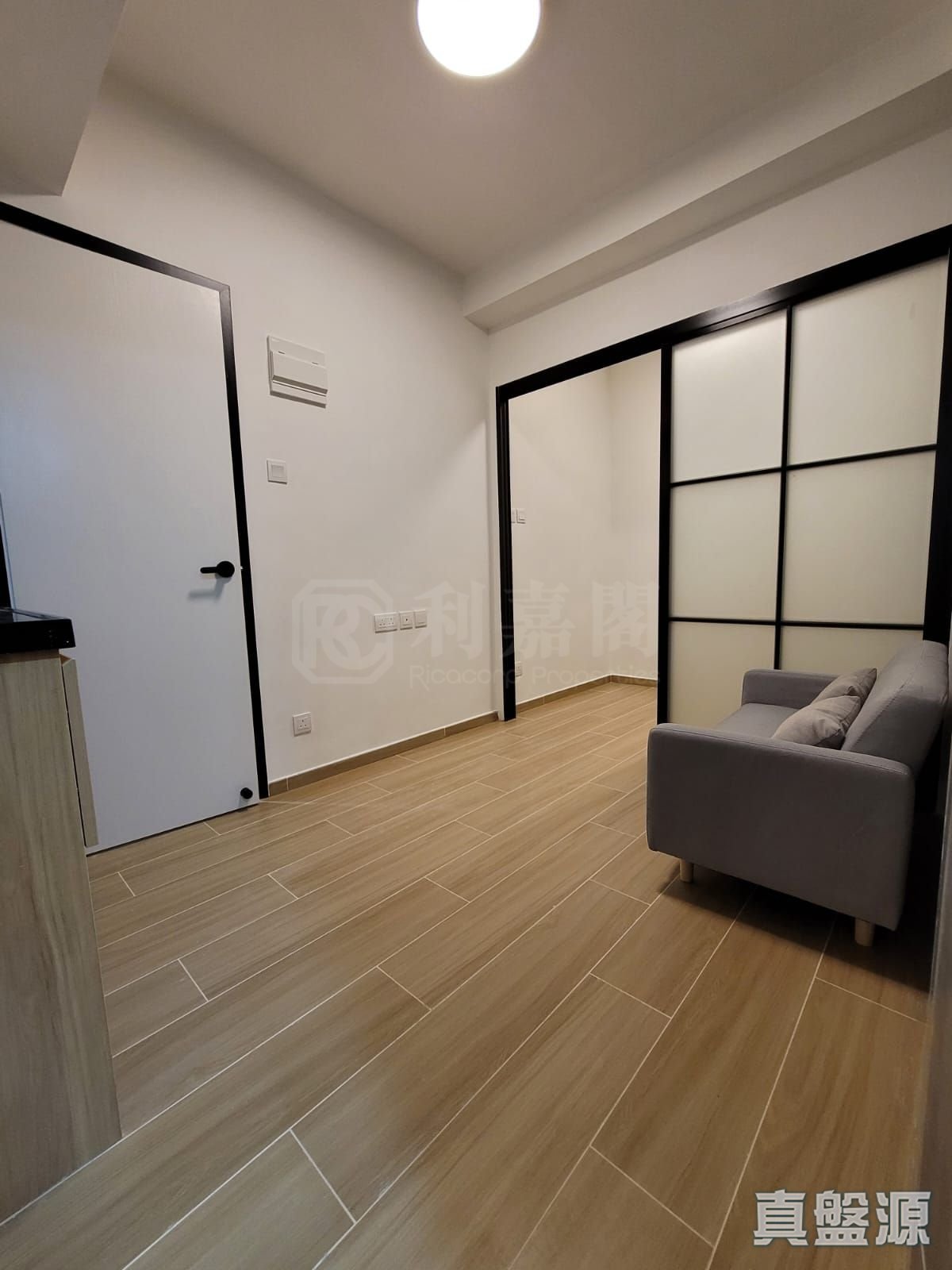 YEN DACK BUILDING Low Floor Zone Flat F North Point/North Point Mid-Levels