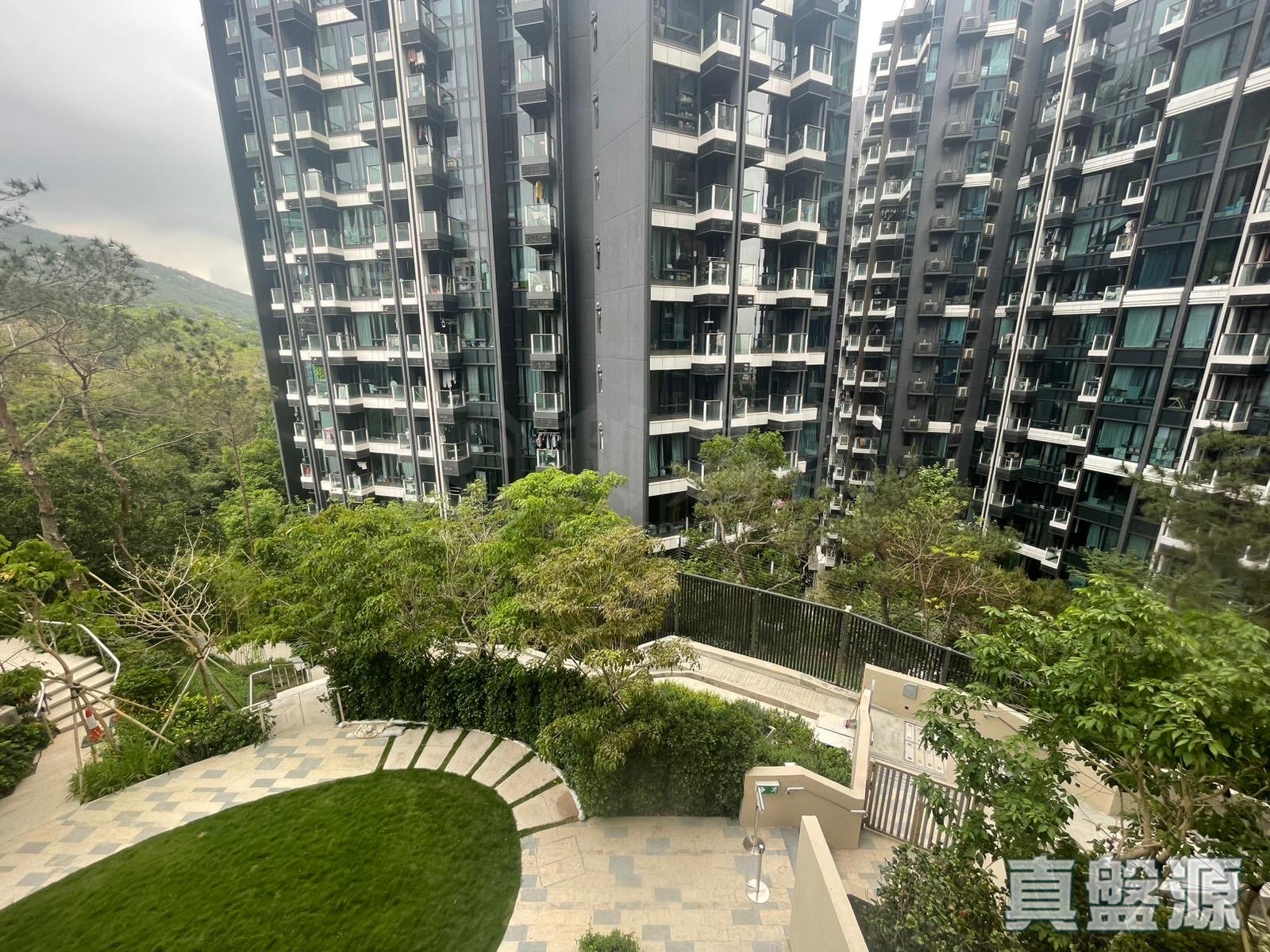 GOLD COAST BAY PHASE 1 THE UPPLAND - Tower 5b Low Floor Zone Flat H Sham Tseng/Castle Peak Road