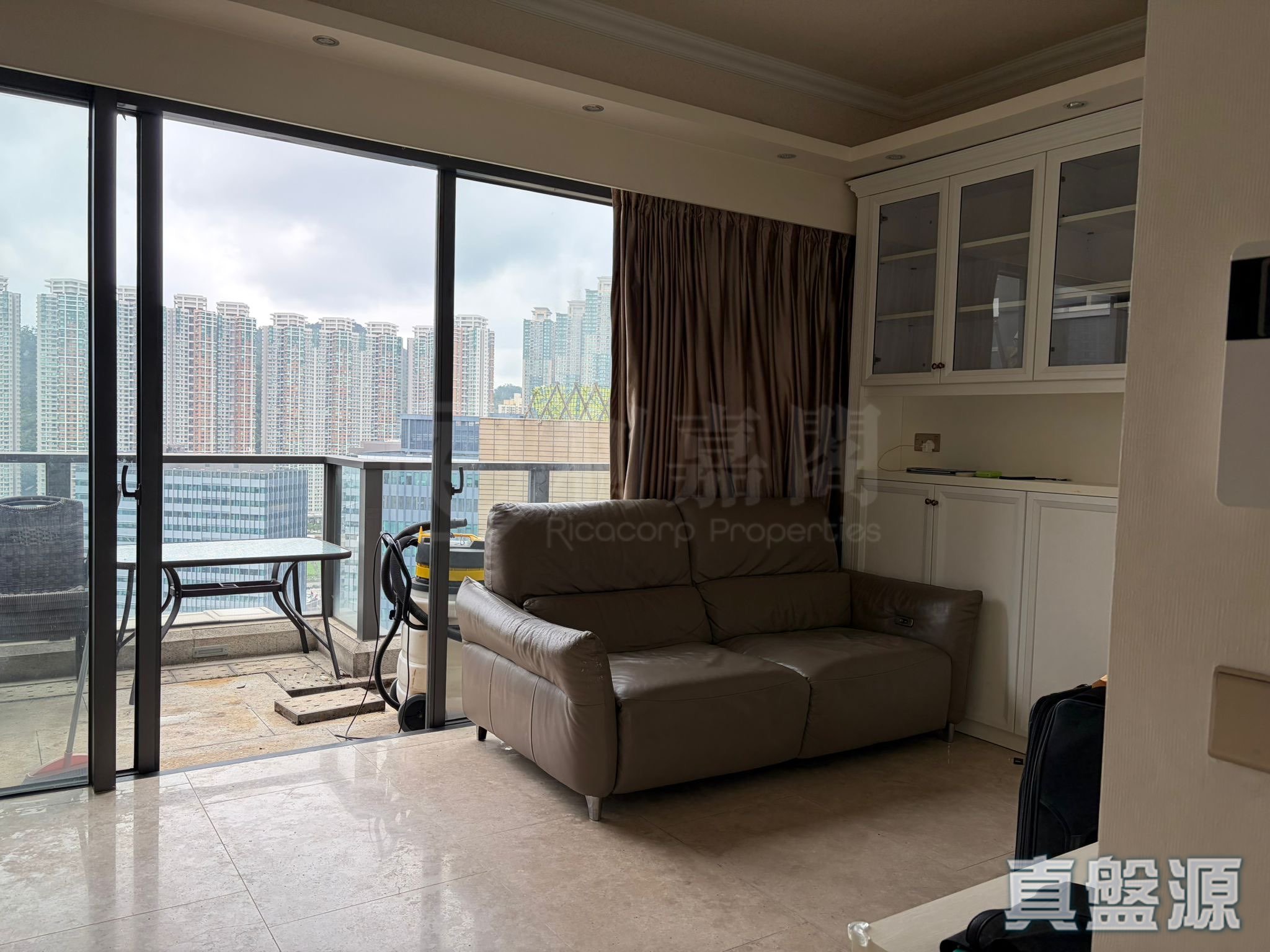 THE WINGS IIIA - Tower 3a Very High Floor Zone Flat A Tseung Kwan O