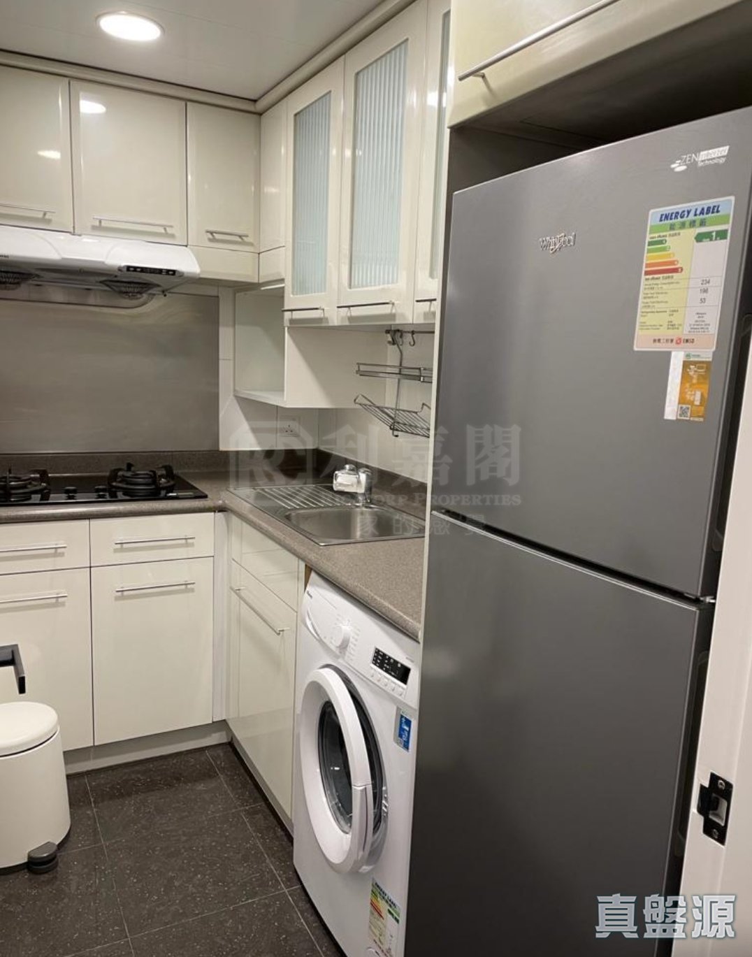 SUMMIT TERRACE BLOCK 5 Medium Floor Zone Flat B Tsuen Wan