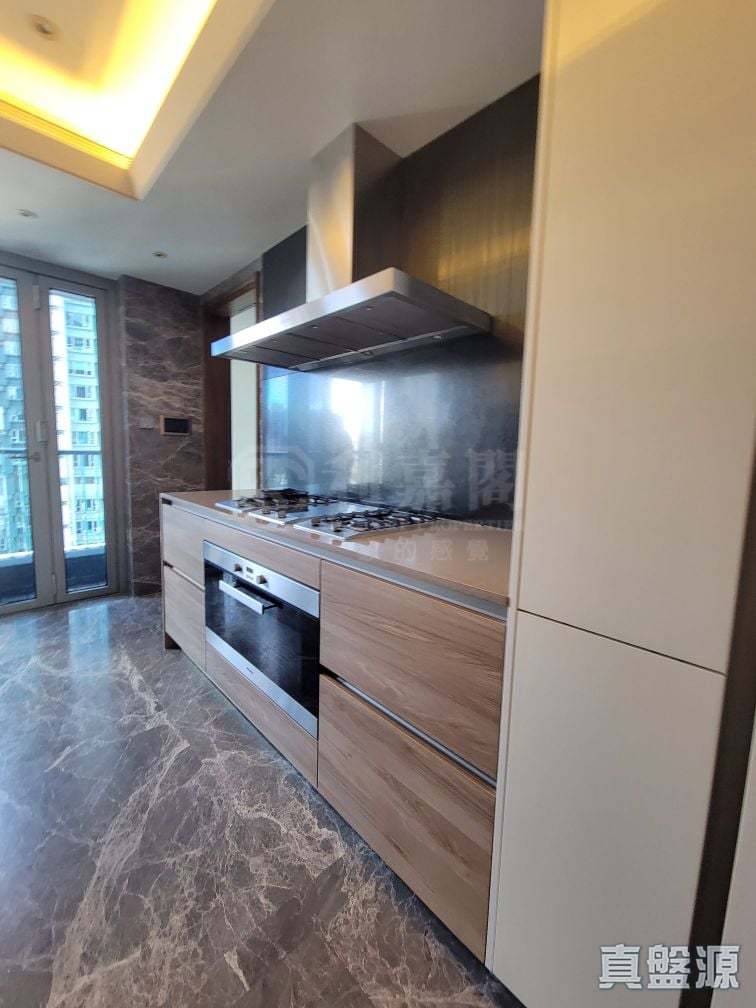 南區．左岸 2座 極高層 B室 鴨脷洲