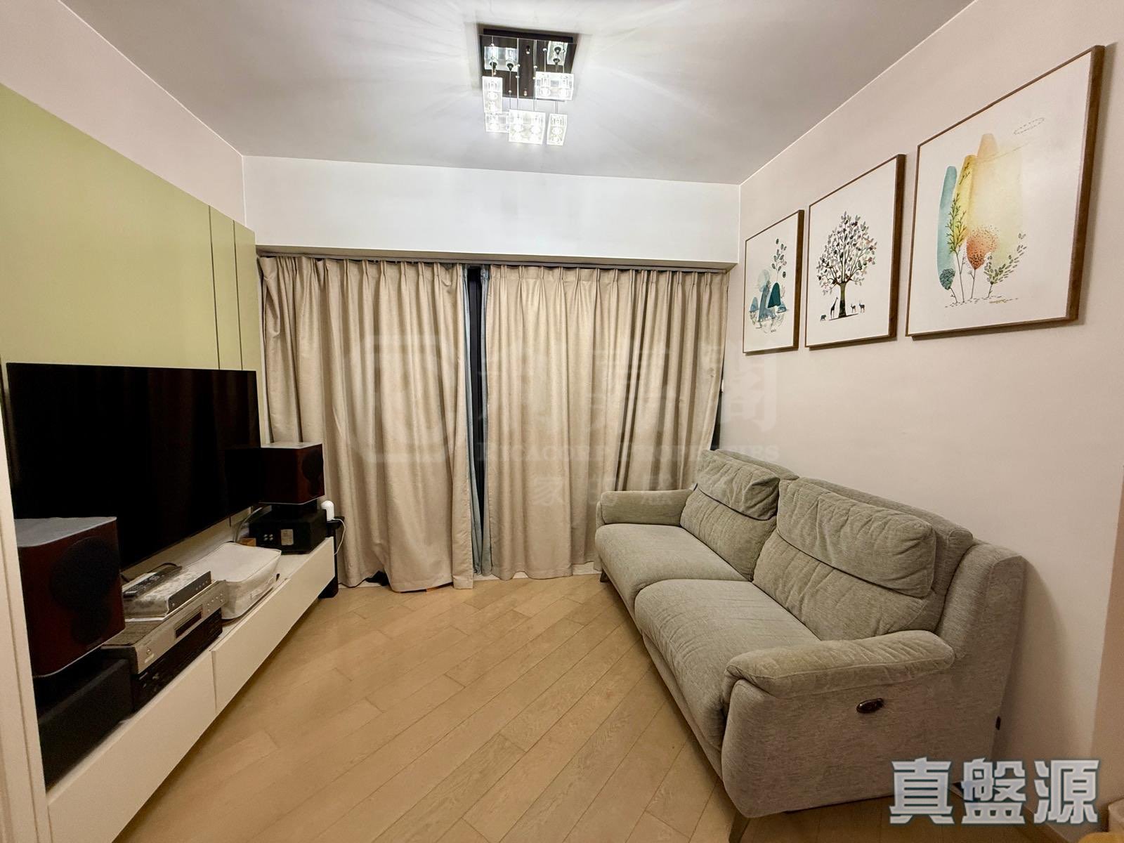 溱柏 10座 极高层 A室 元朗