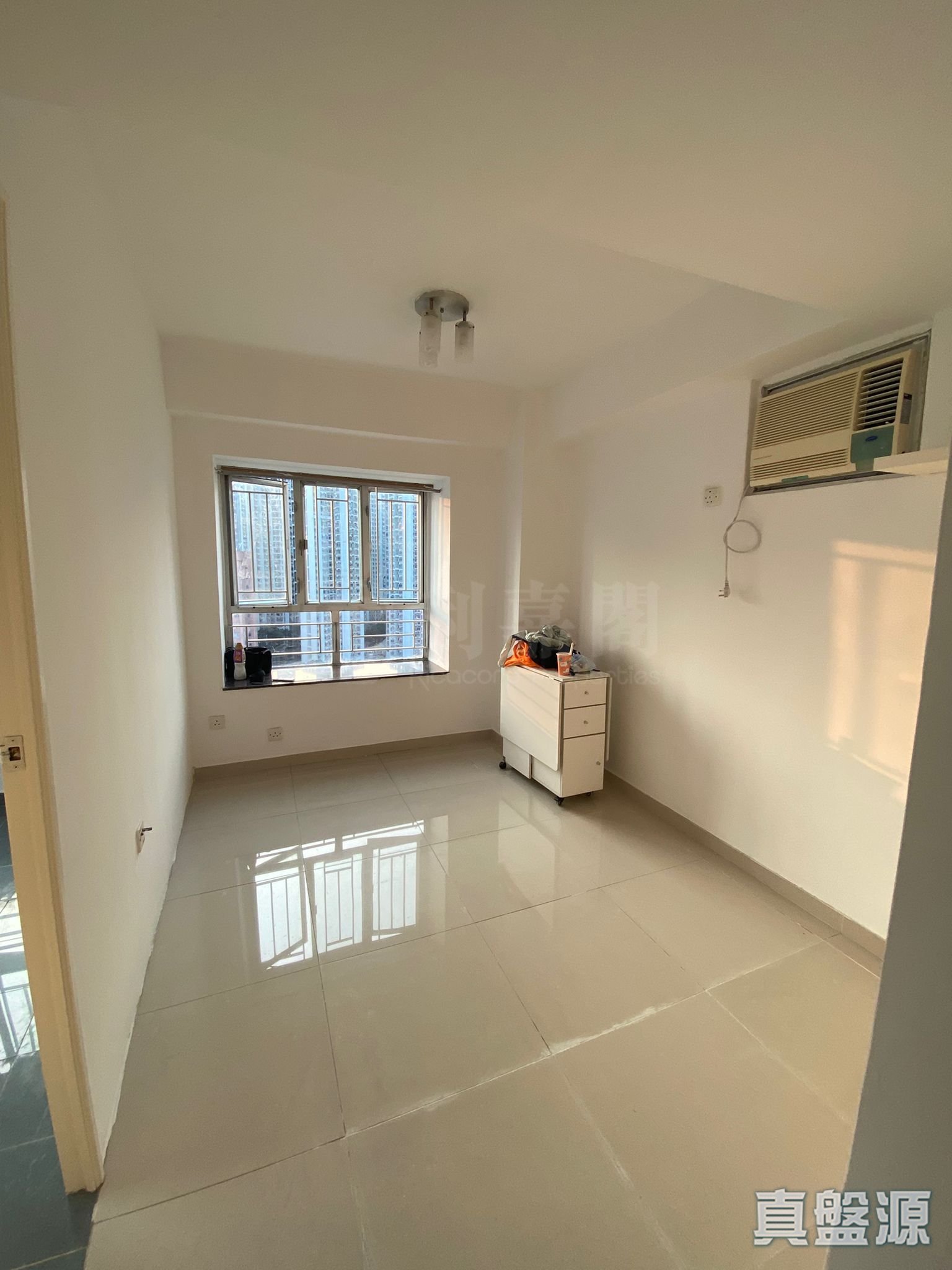 HONG LAI GARDEN BLOCK 2 High Floor Zone Flat A Tuen Mun