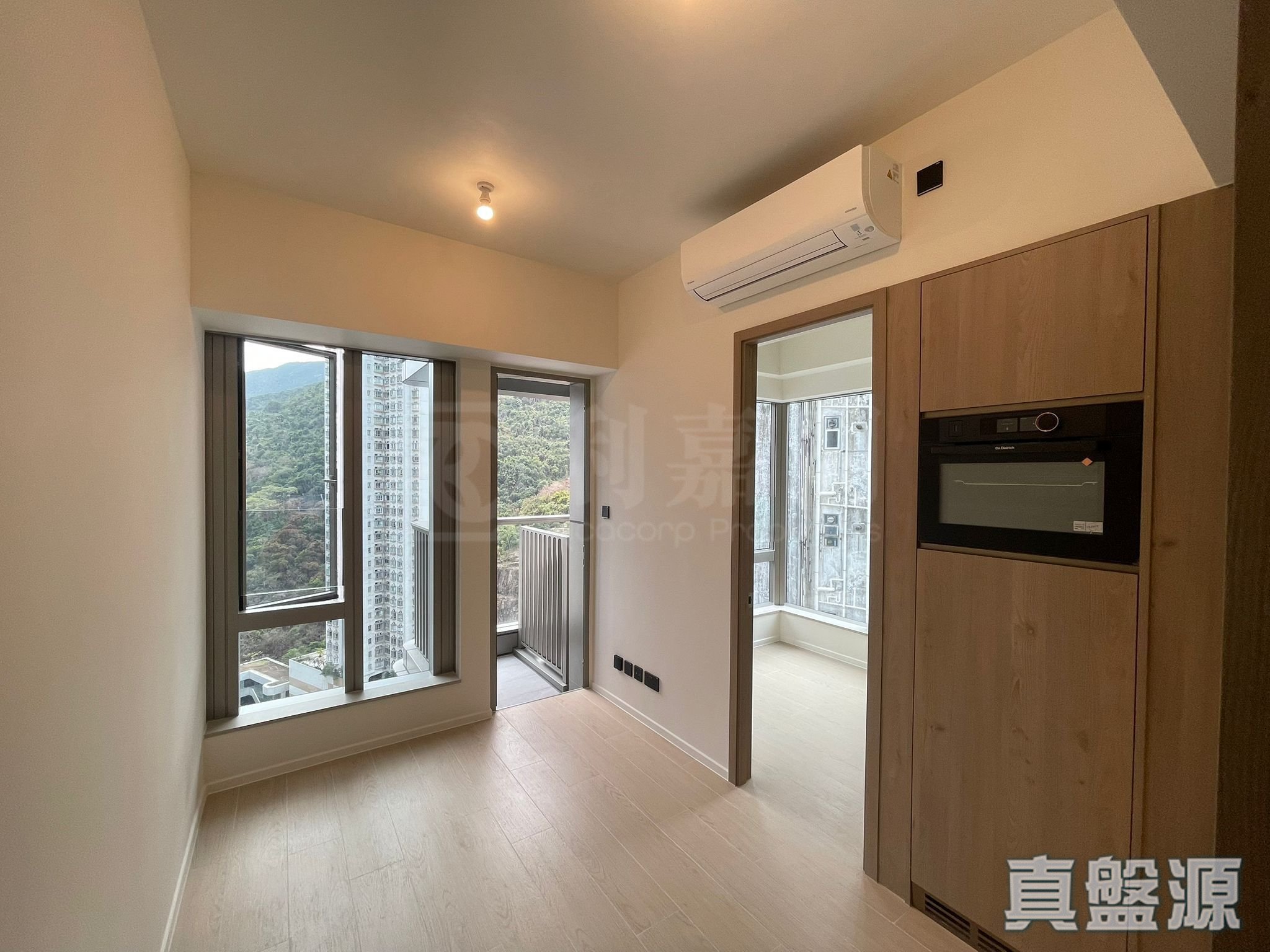 FINNIE 高層 D室 康怡/鰂魚涌/太古城