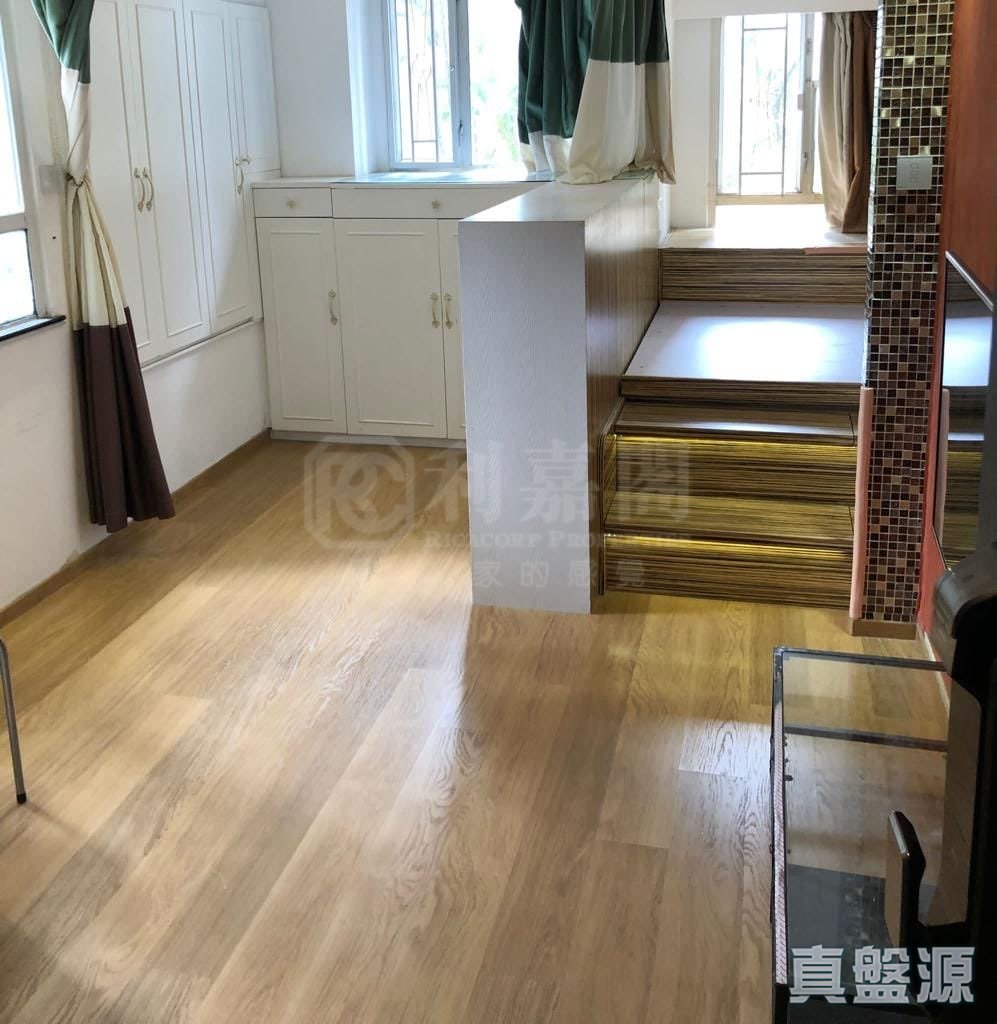 金獅花園 1期 金輝閣 (E座) 低層 2室 大圍