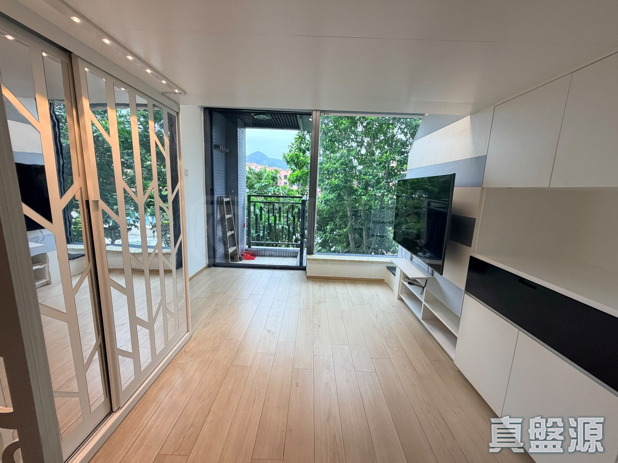 NO. 65-89 TAN KWAI TSUEN ROAD DOMUS Medium Floor Zone Flat 32 Yuen Long