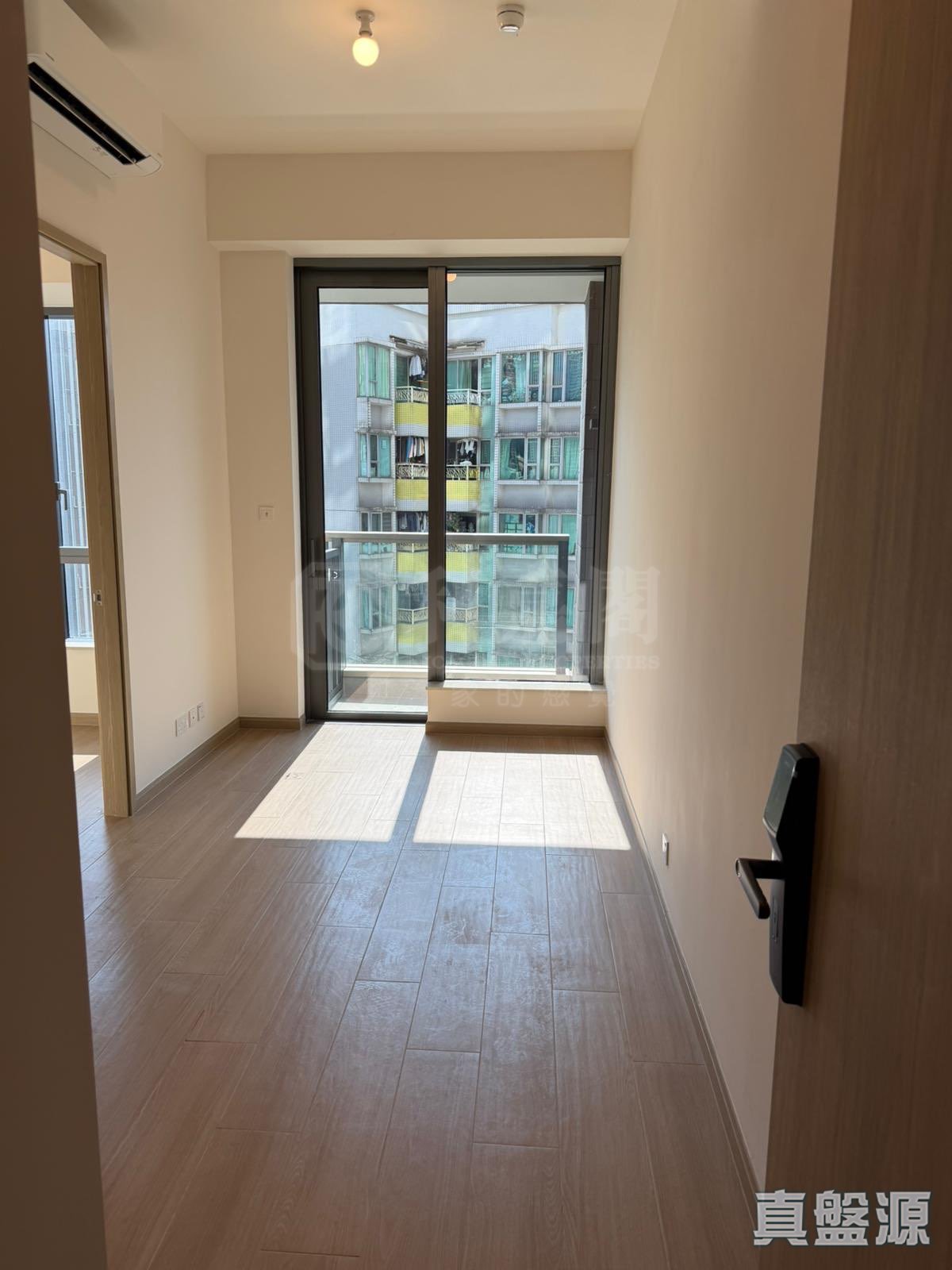 朗天峰 2座 中层 J室 元朗