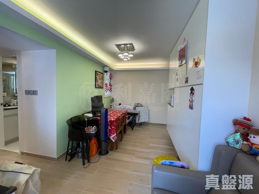 彩明苑 彩楊閣 (A座) 低層 3室 將軍澳