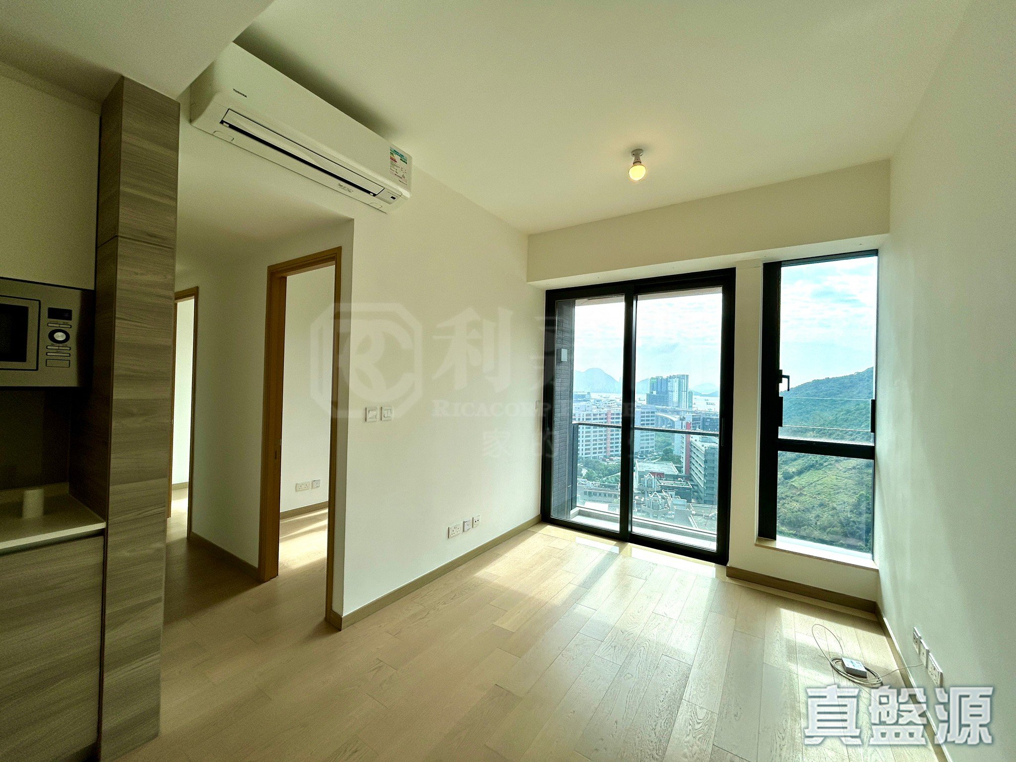 明翹匯 1座 高層 D室 青衣