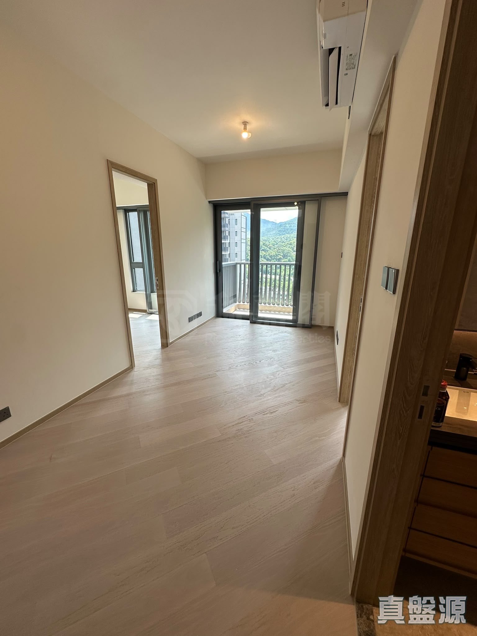 LE MONT PHASE 3 - Tower 3 High Floor Zone Flat A8 Tai Po
