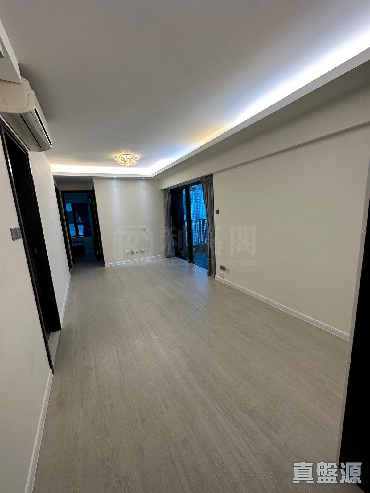GRAND PROMENADE TOWER 5 Medium Floor Zone Flat E Sai Wan Ho/Shau Kei Wan