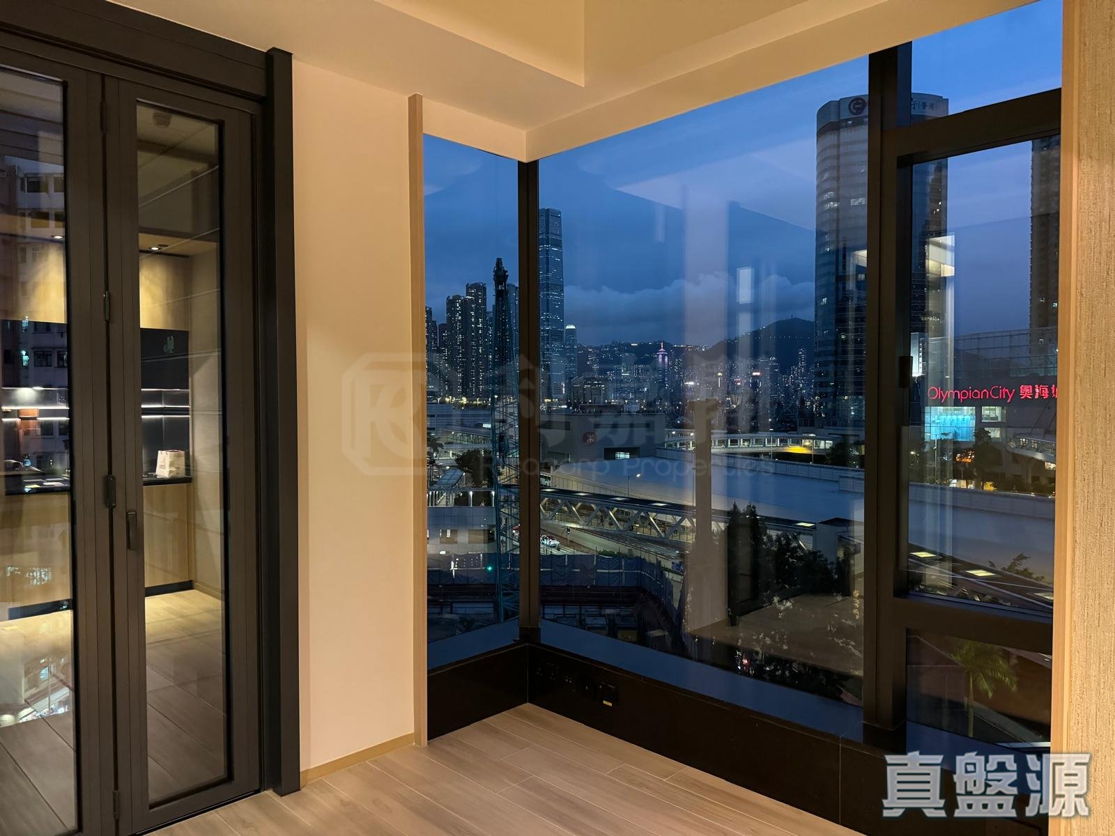 THE QUINN ‧ SQUARE MILE TOWER 1 Low Floor Zone Flat R Olympic Station/Nam Cheong