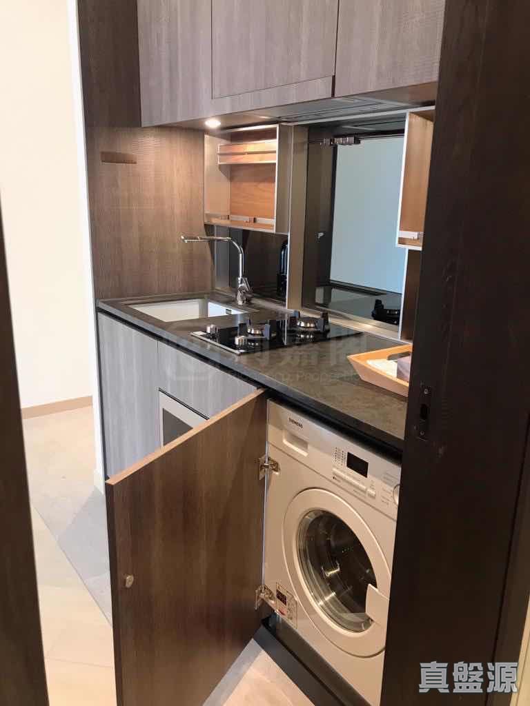 NOVUM WEST TOWER 1 High Floor Zone Flat A Central/Sheung Wan/Western District