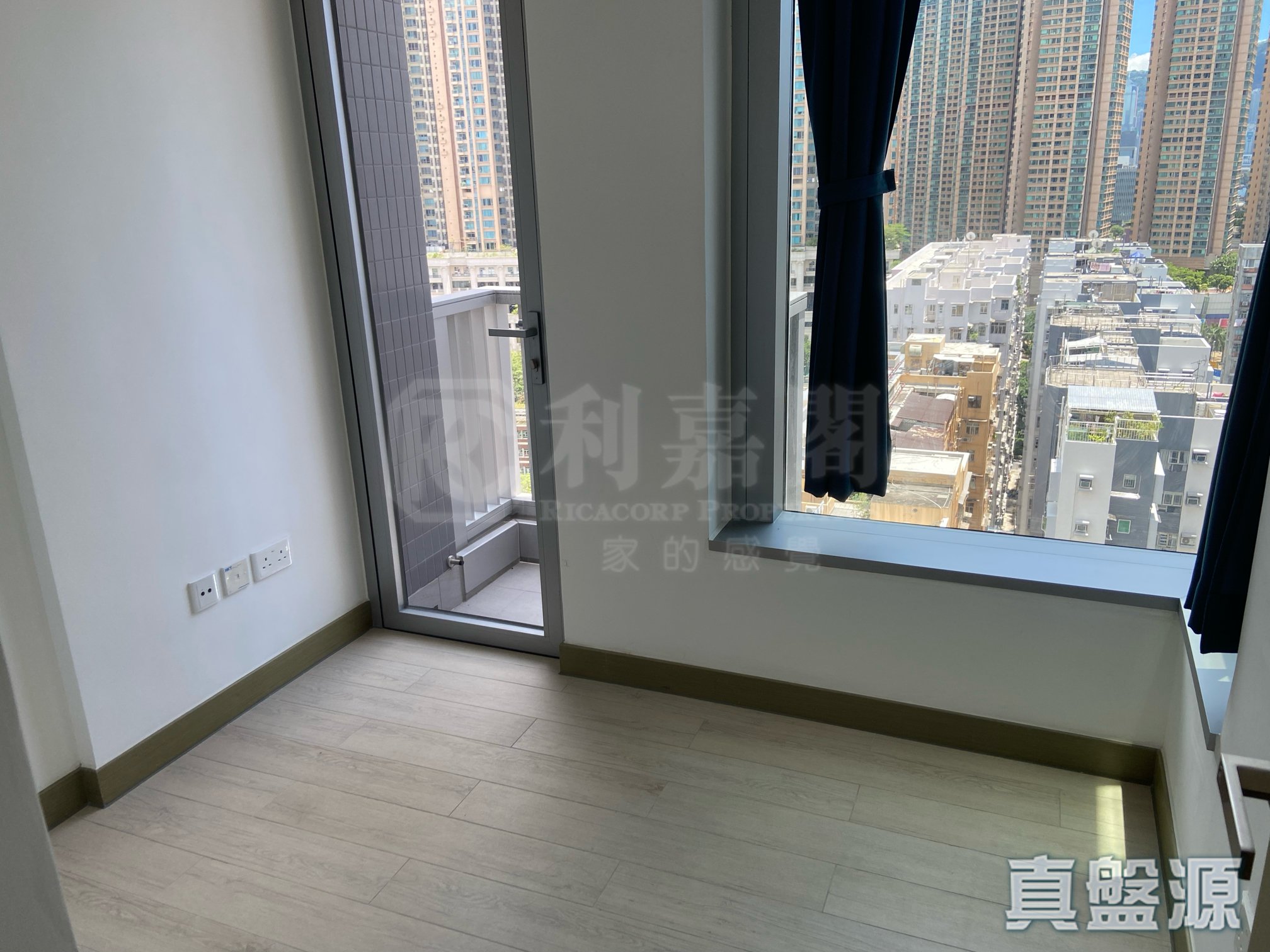L．LIVING 23 High Floor Zone Flat G Olympic Station/Nam Cheong