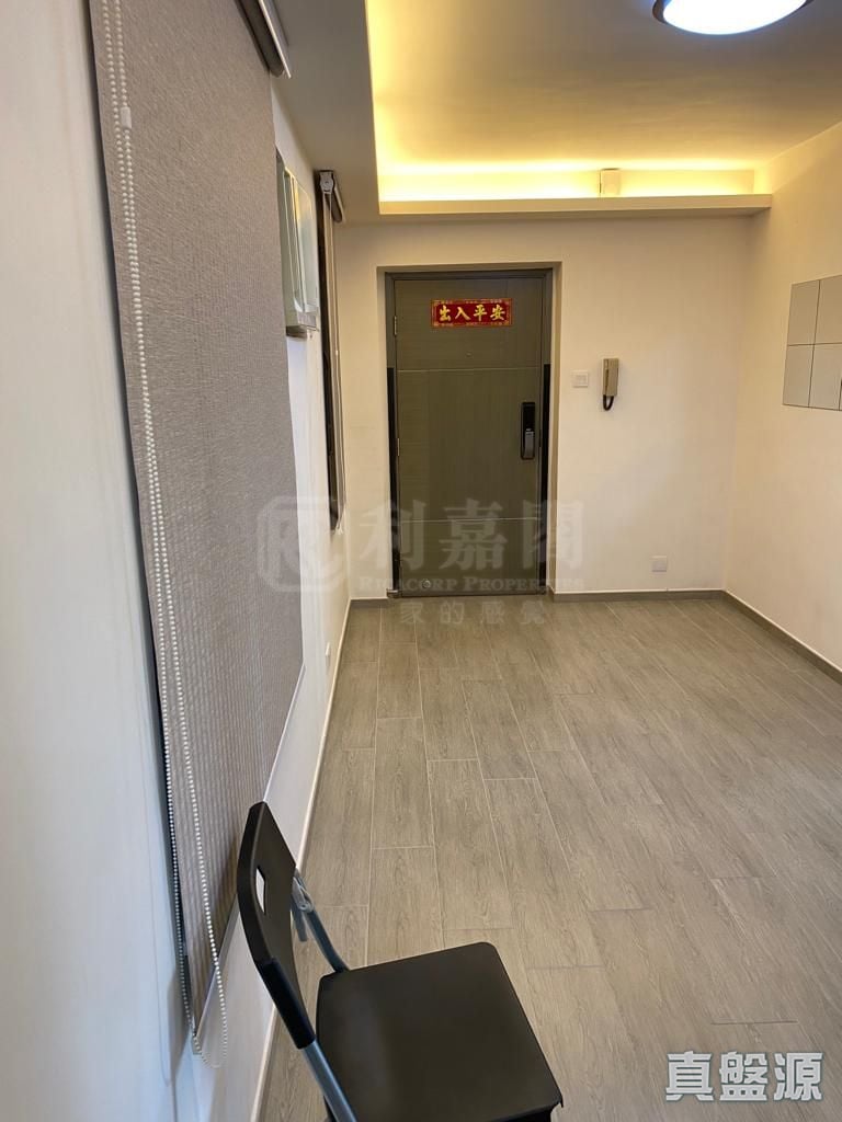 好運中心 椰林閣 (B2座) 中層 E室 沙田/火炭/九肚山