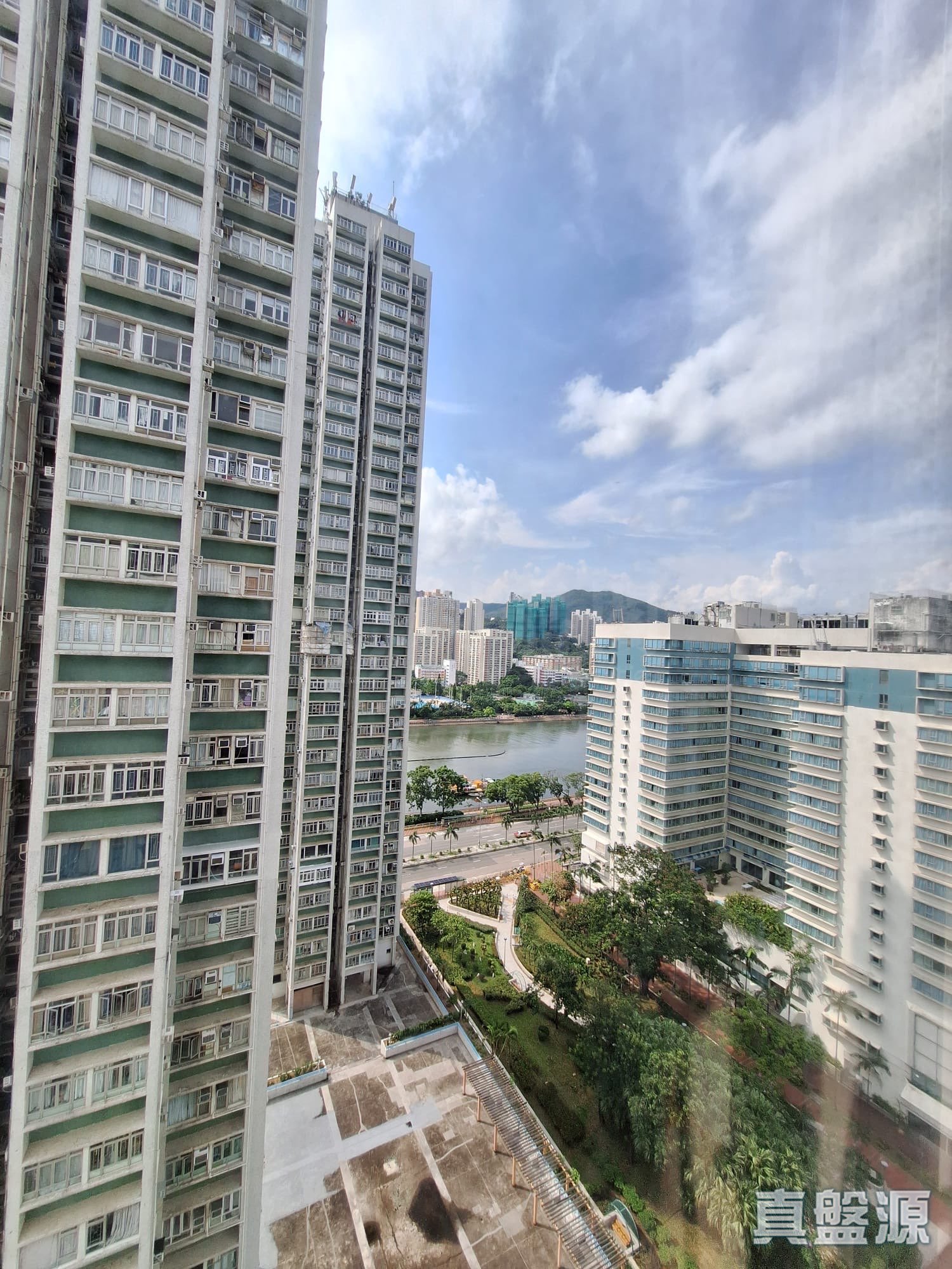 SHATINPARK STAGE 2 - Apex Garden (block 1) Very High Floor Zone Flat J Sha Tin/Fo Tan/Kau To Shan