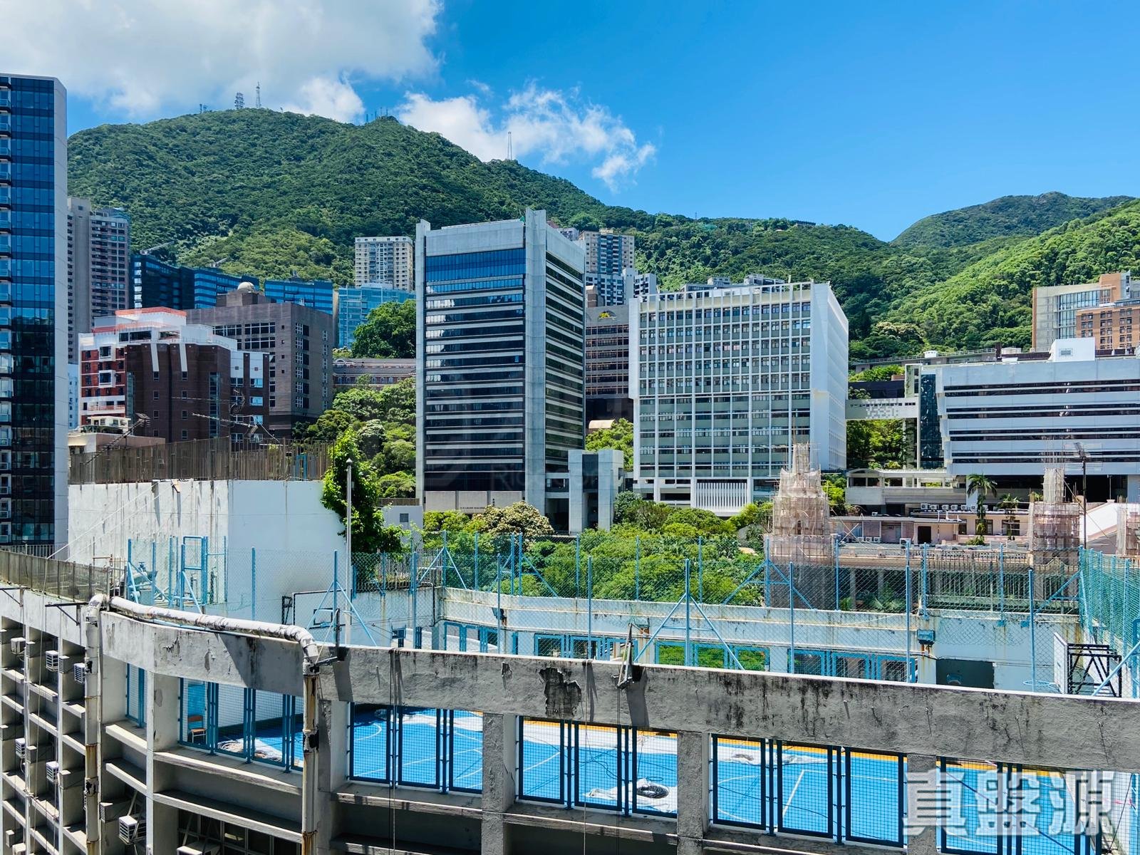 NO. 63 POK FU LAM ROAD TOWER 2 (EMERALD HOUSE) Medium Floor Zone Flat C Mid-Levels West