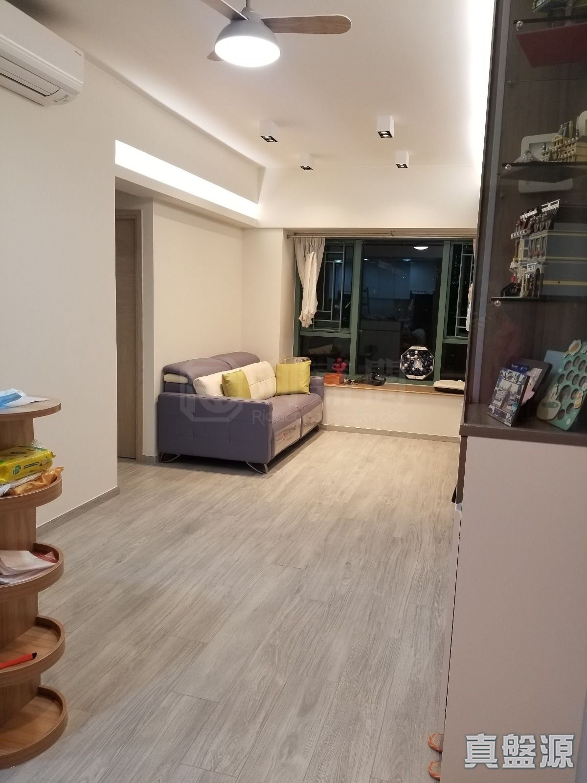 名逸居 1座 高層 E室 荃灣