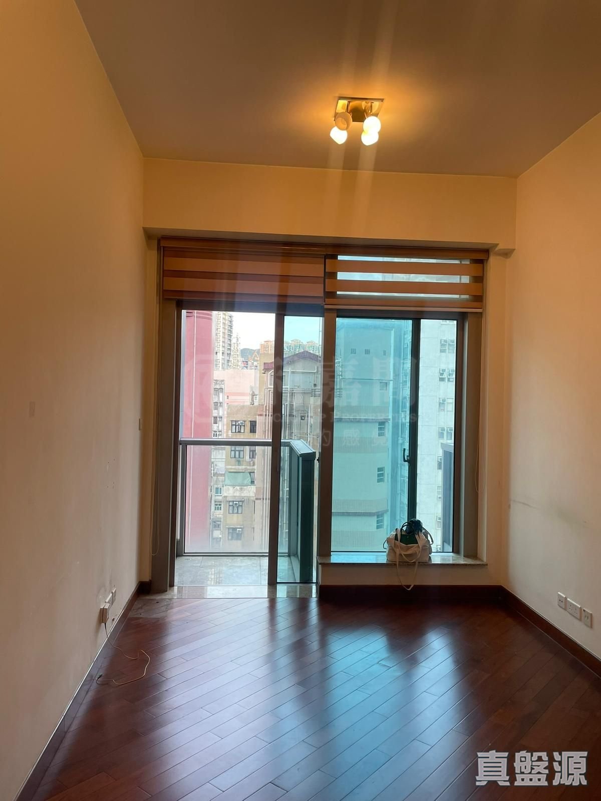 THE AVENUE PHASE 2 - Tower 3 Medium Floor Zone Flat F Wan Chai/Causeway Bay