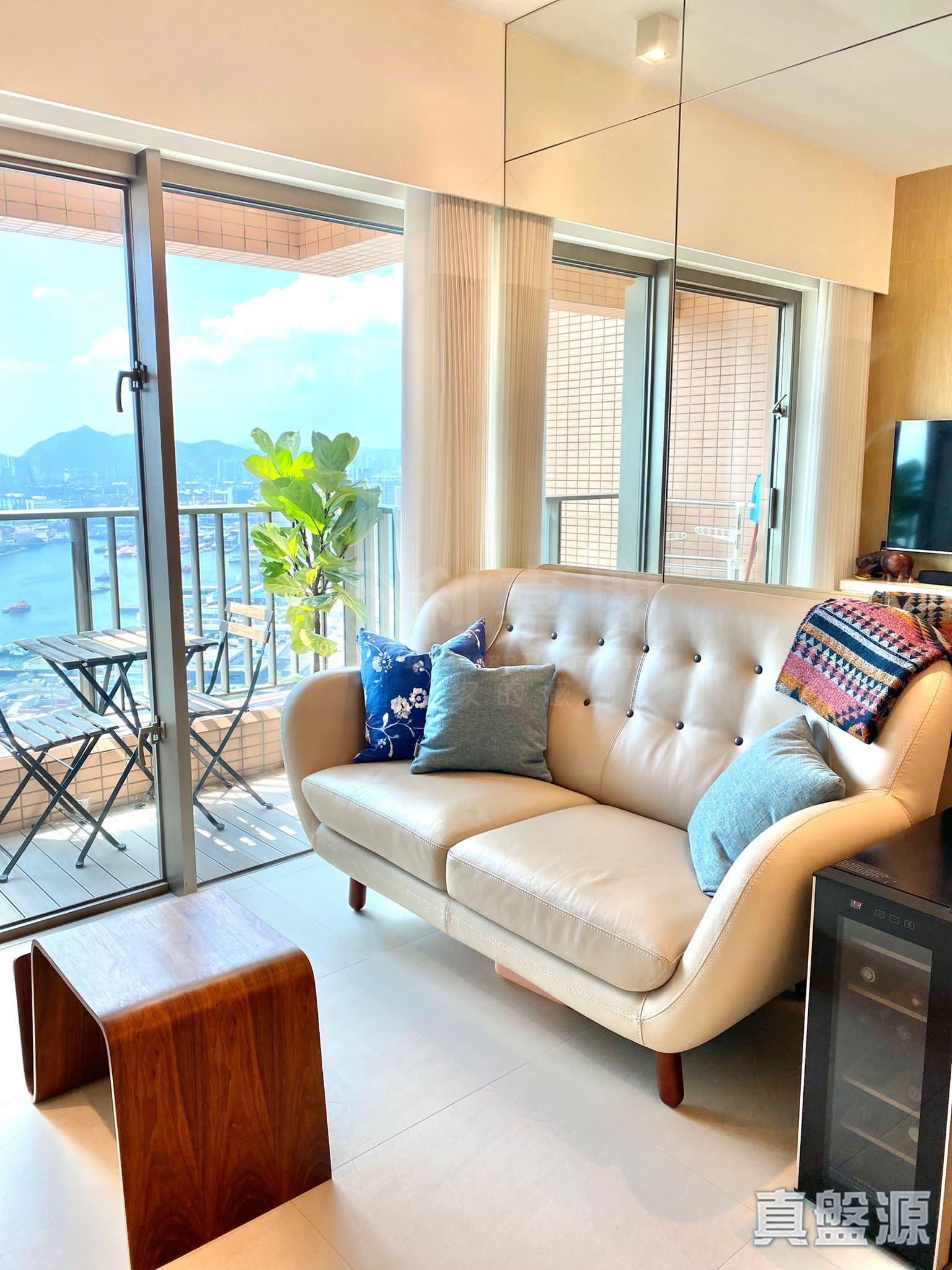 HARBOUR GREEN TOWER 5 Very High Floor Zone Flat E Olympic Station/Nam Cheong