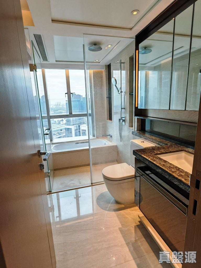 CULLINAN WEST PHASE 2A - Tower 2a Medium Floor Zone Flat A Olympic Station/Nam Cheong