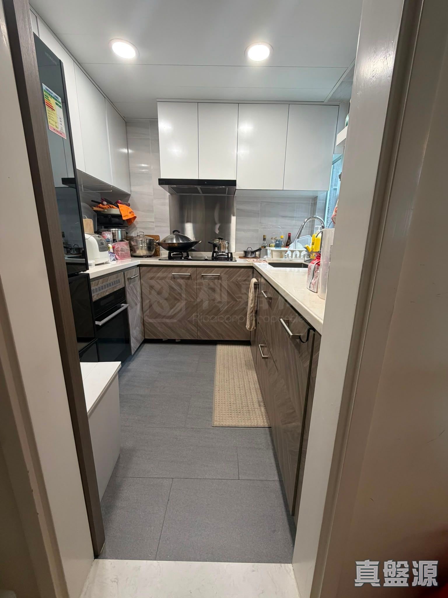 RIVIERA GARDENS HOI WAI MANSION (BLOCK 15) Very High Floor Zone Flat G Tsuen Wan