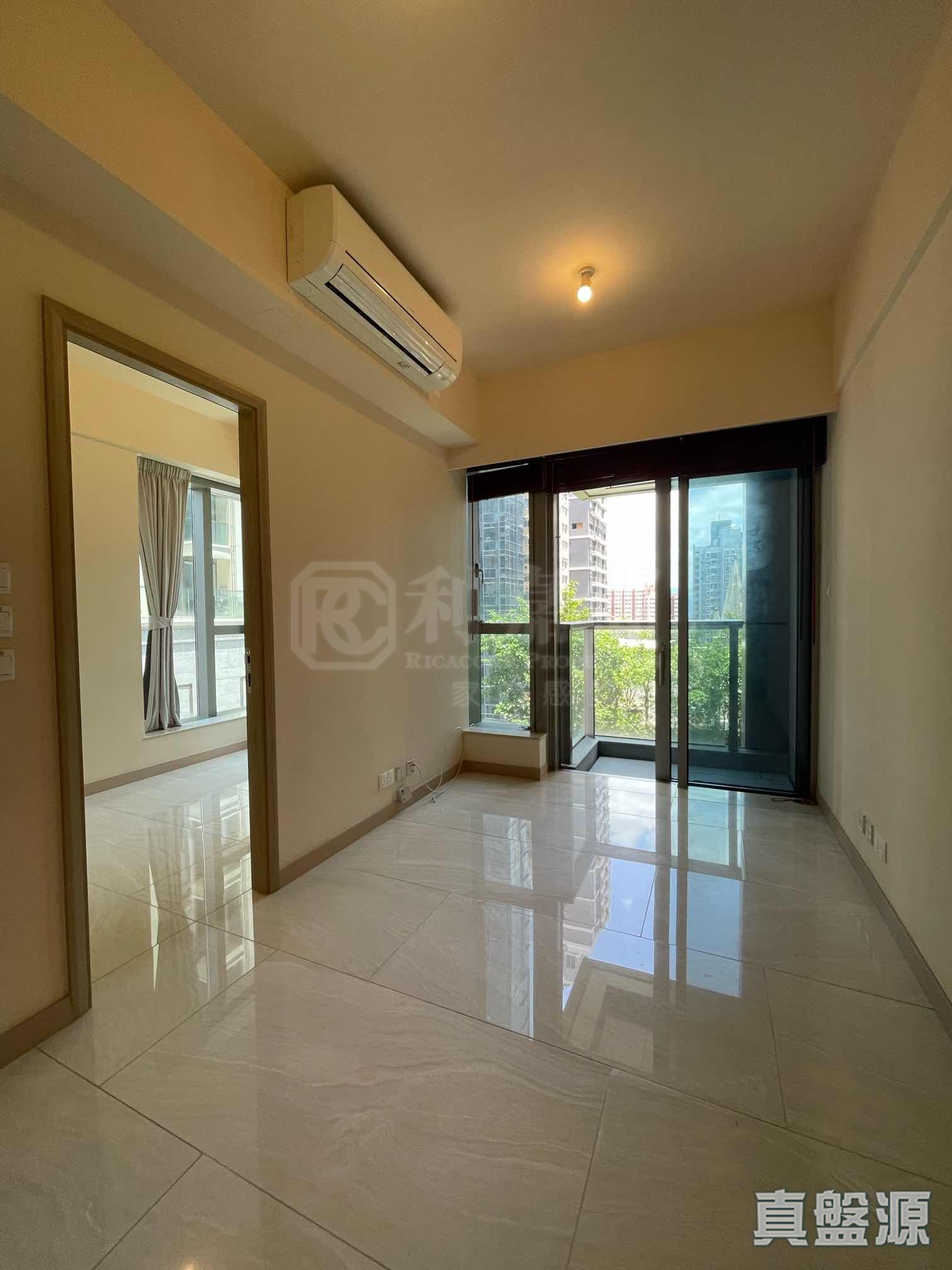 眀徳山 低層 C室 西半山