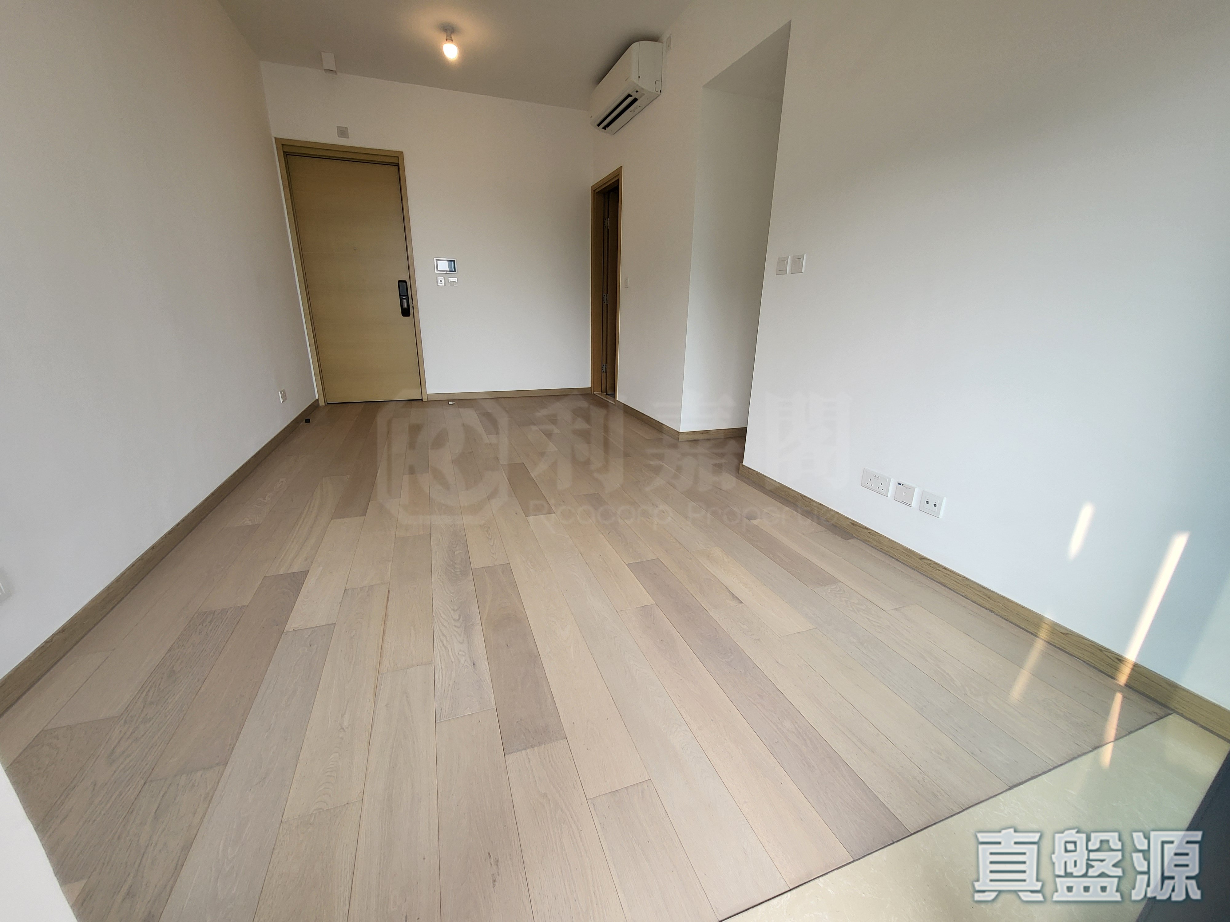 THE GRAND MARINE TOWER 2 Low Floor Zone Flat A Tsing Yi