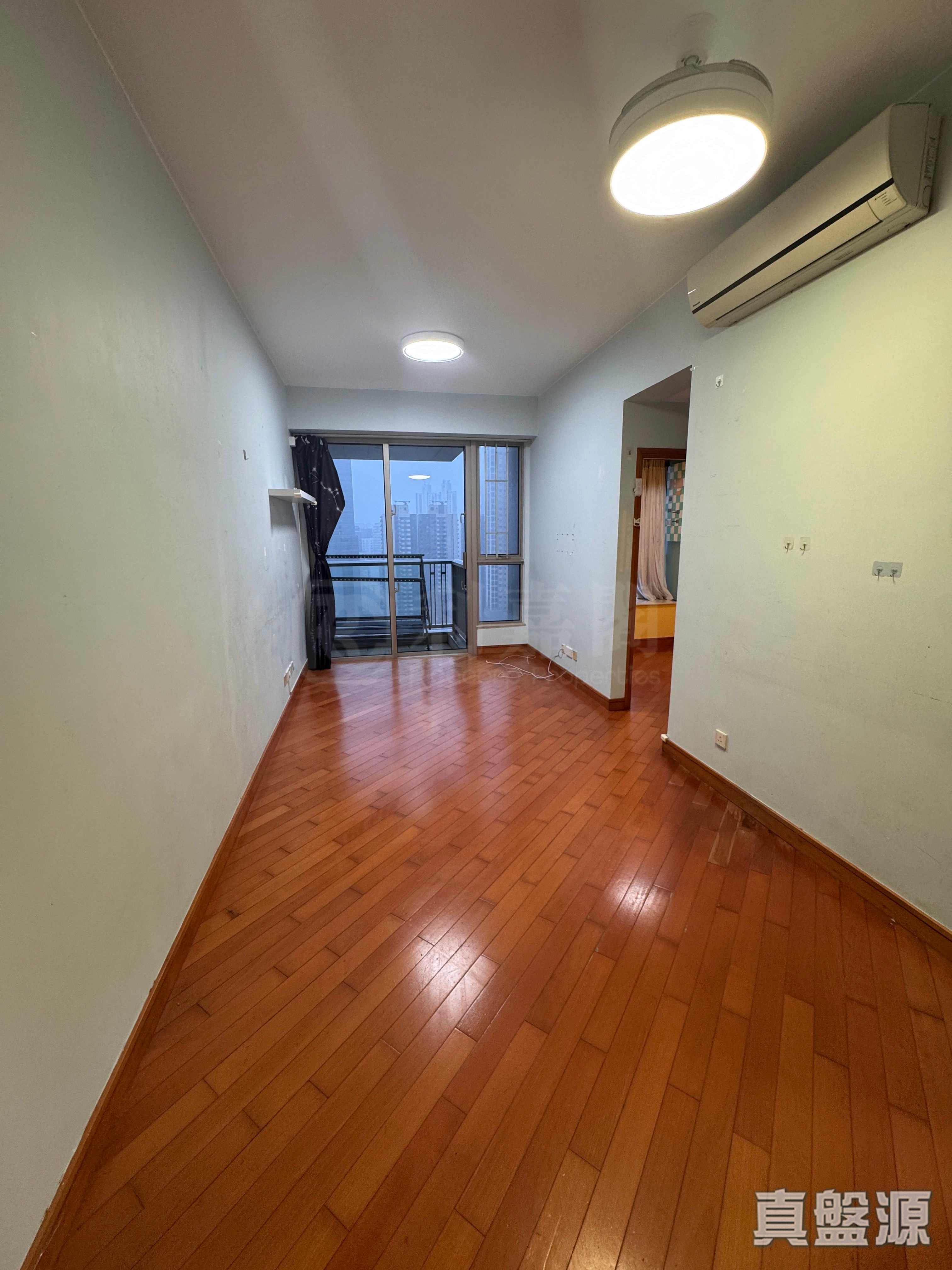 VISION CITY BLOCK 5 Medium Floor Zone Flat E Tsuen Wan
