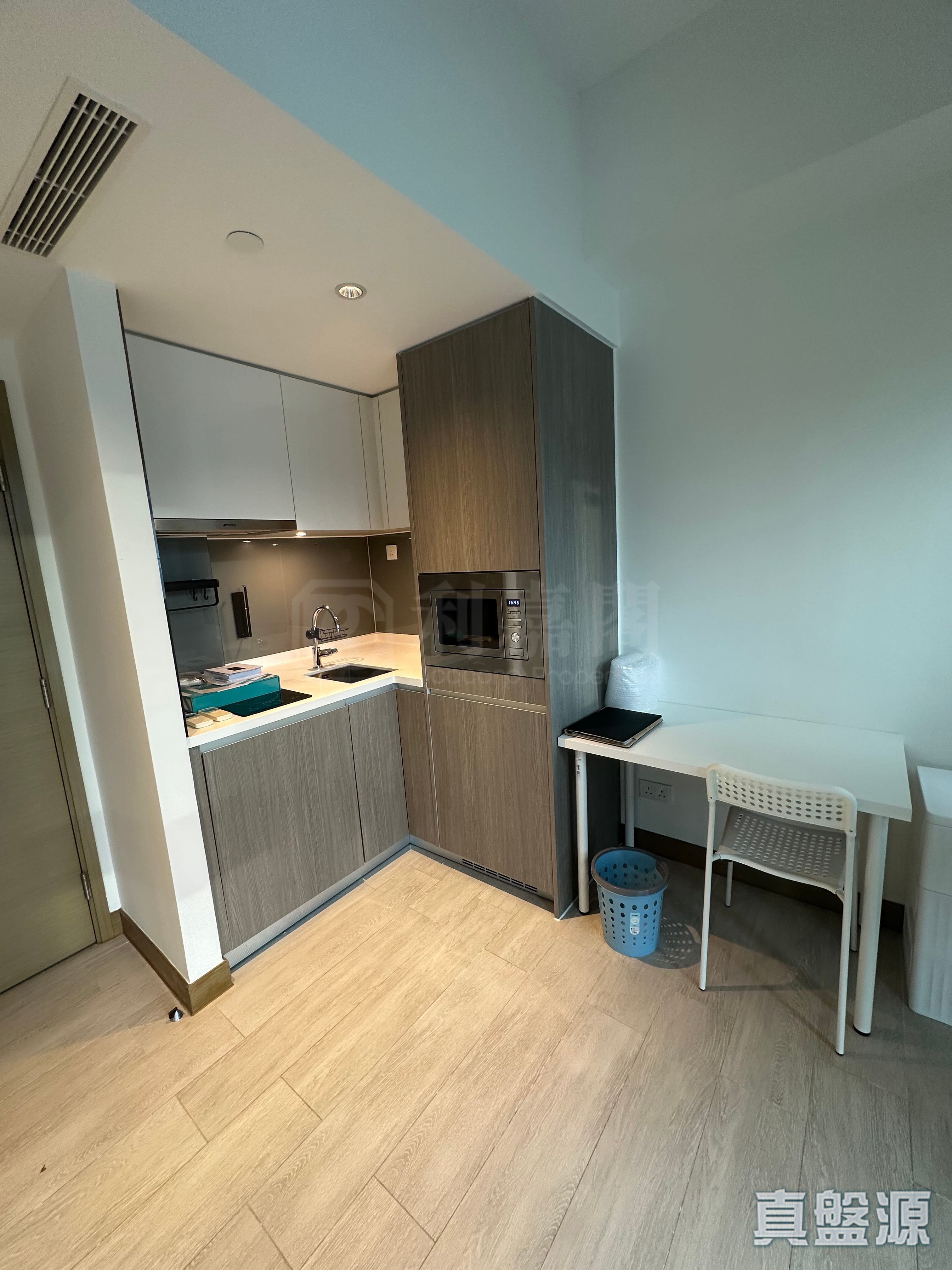 THE GARRISON Medium Floor Zone Flat C Tai Wai