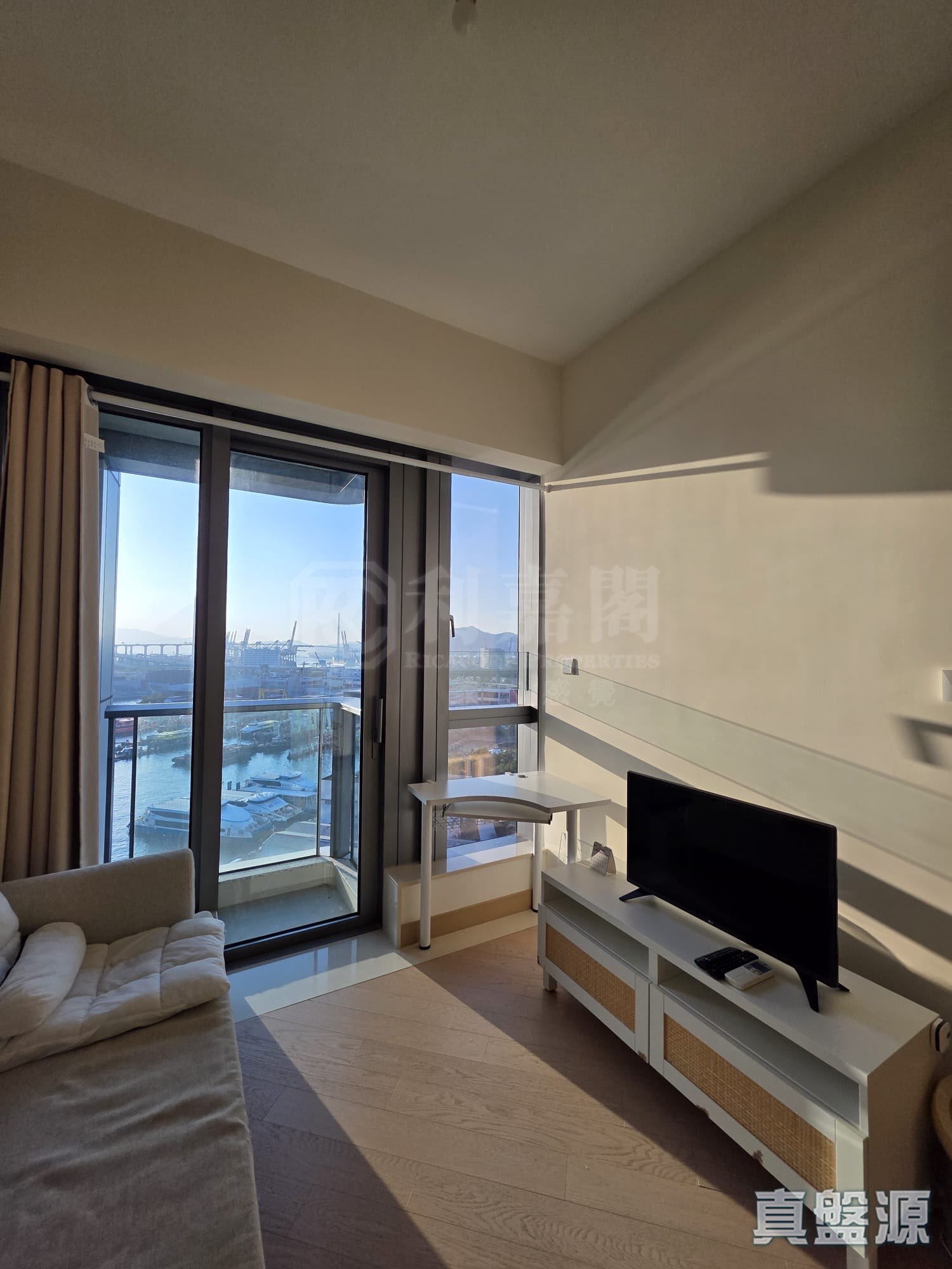 维港滙 1期 3B座 高层 C室 奥运站/南昌