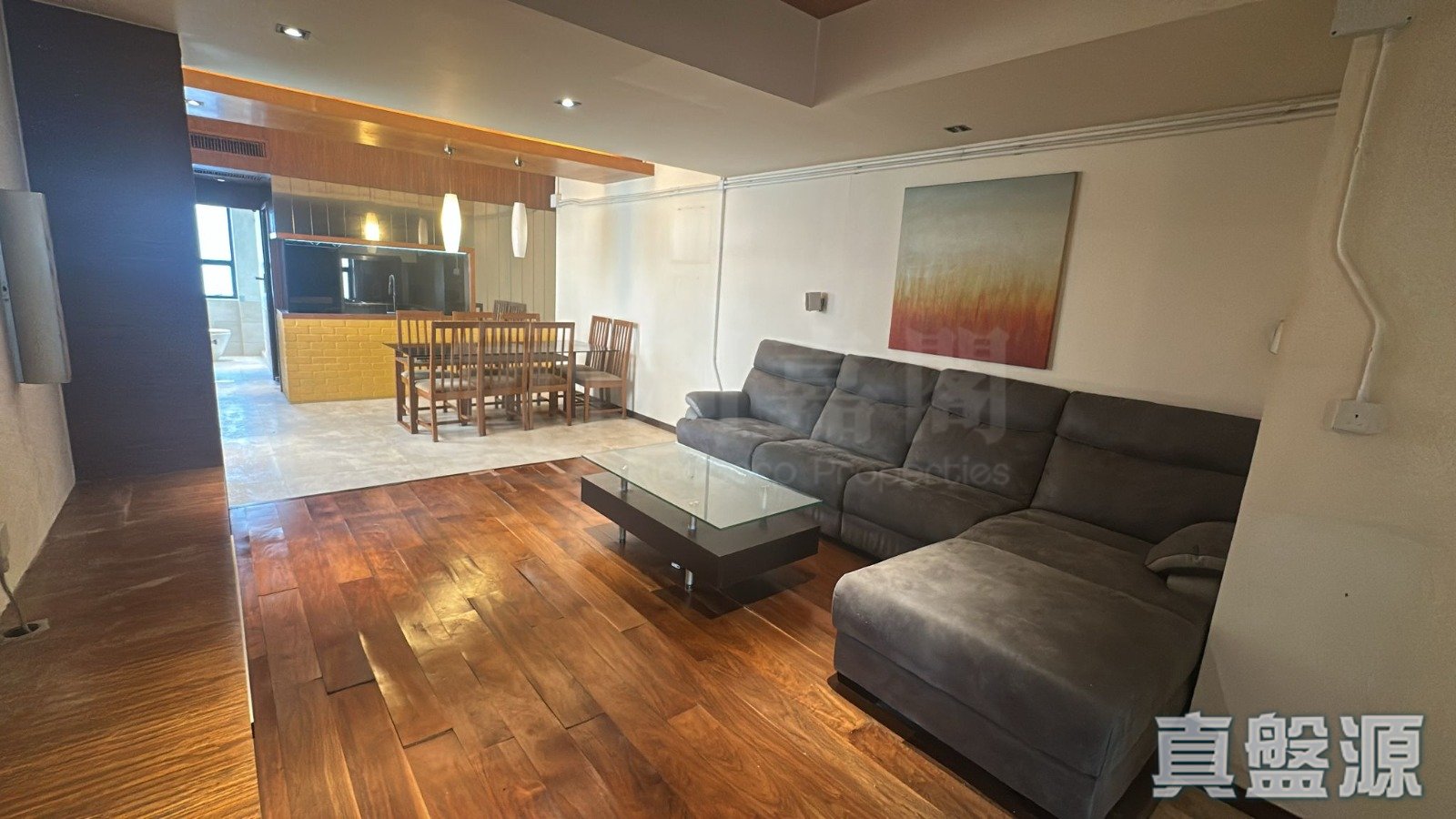 CHAMPAGNE COURT High Floor Zone Flat 44 Kowloon Station/Tsim Sha Tsui/Jordan